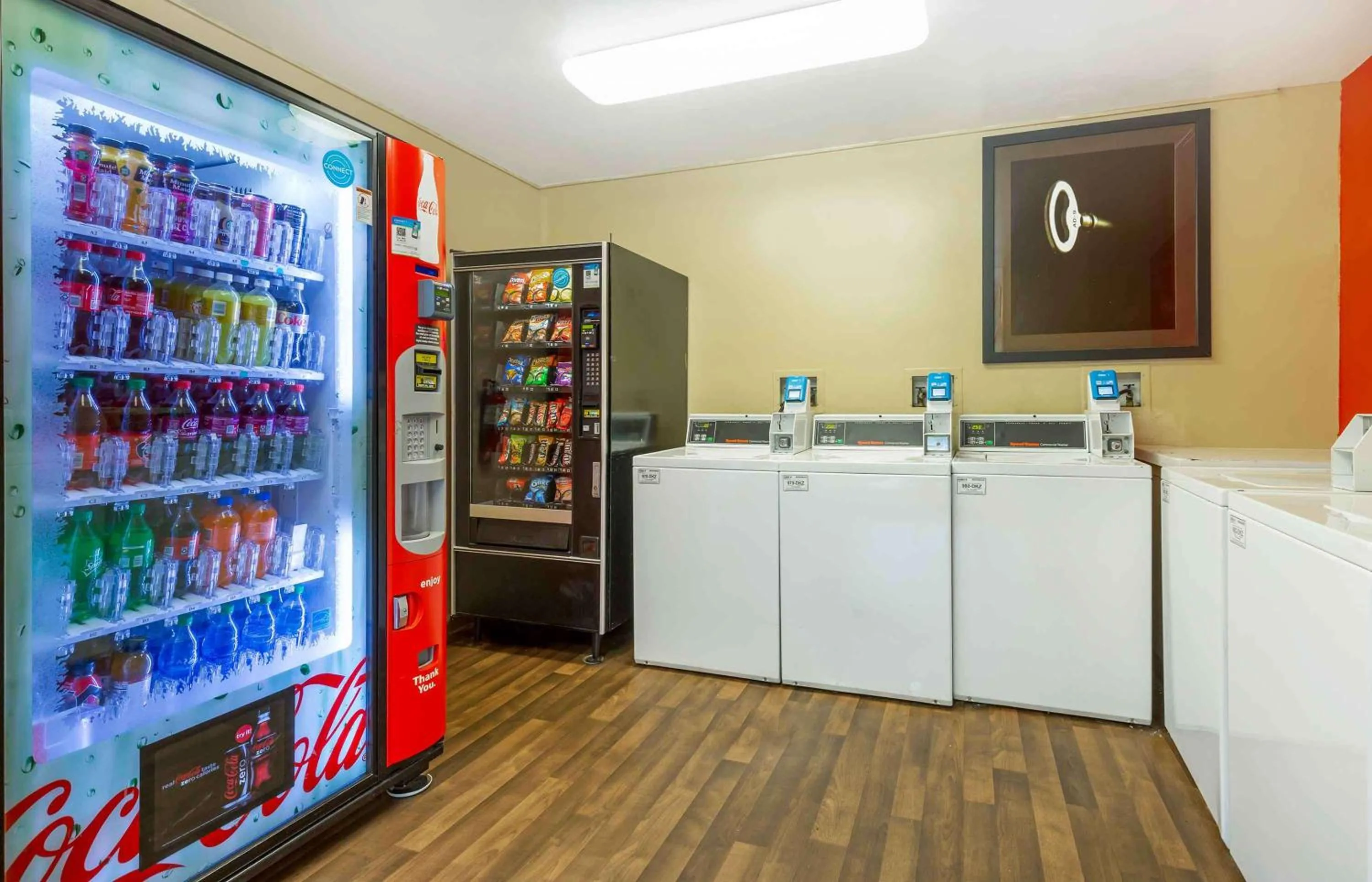 Property building in Extended Stay America Suites Washington DC Germantown Town Center