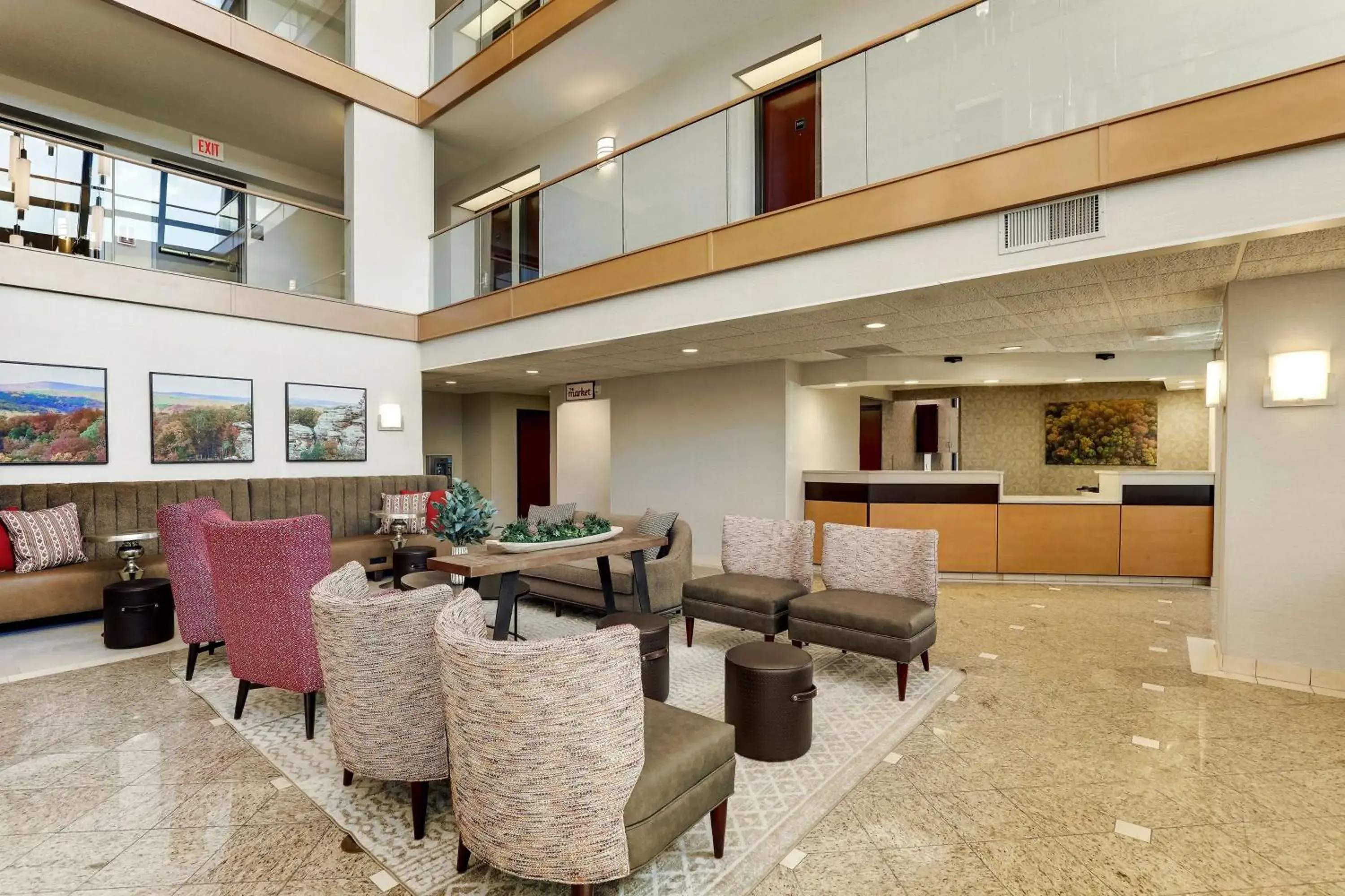 Lobby or reception in Drury Inn & Suites Marion Lobby or reception in Drury Inn & Suites Marion