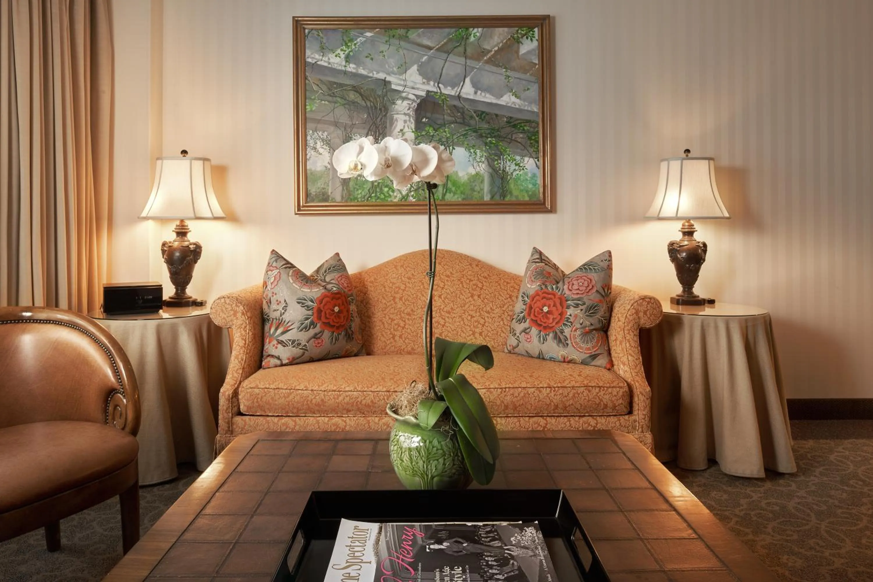 Living room in O.Henry Hotel