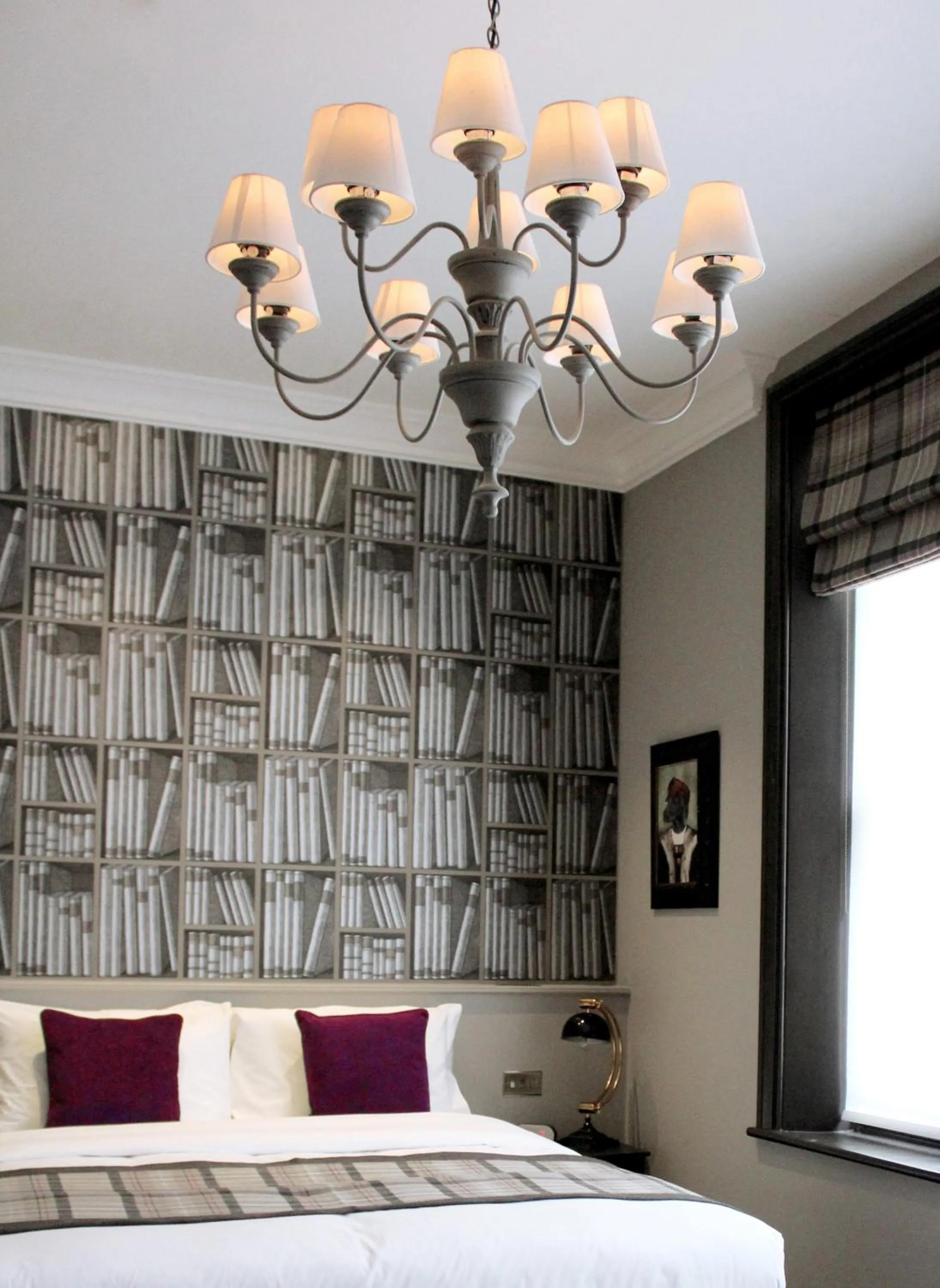 Bed in The Hayden Pub & Rooms