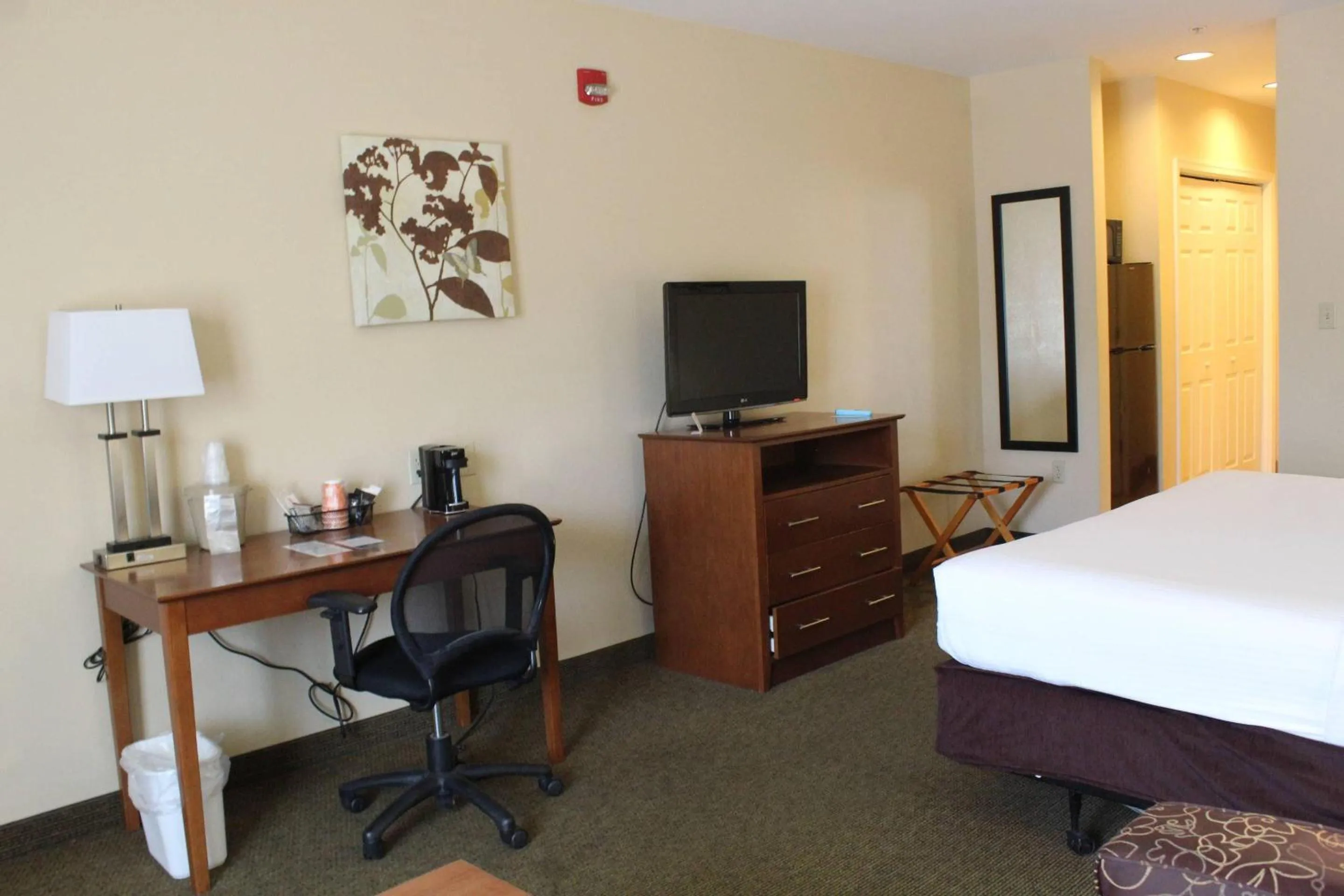 Bedroom, Bed in Quality Inn & Suites Williamsport