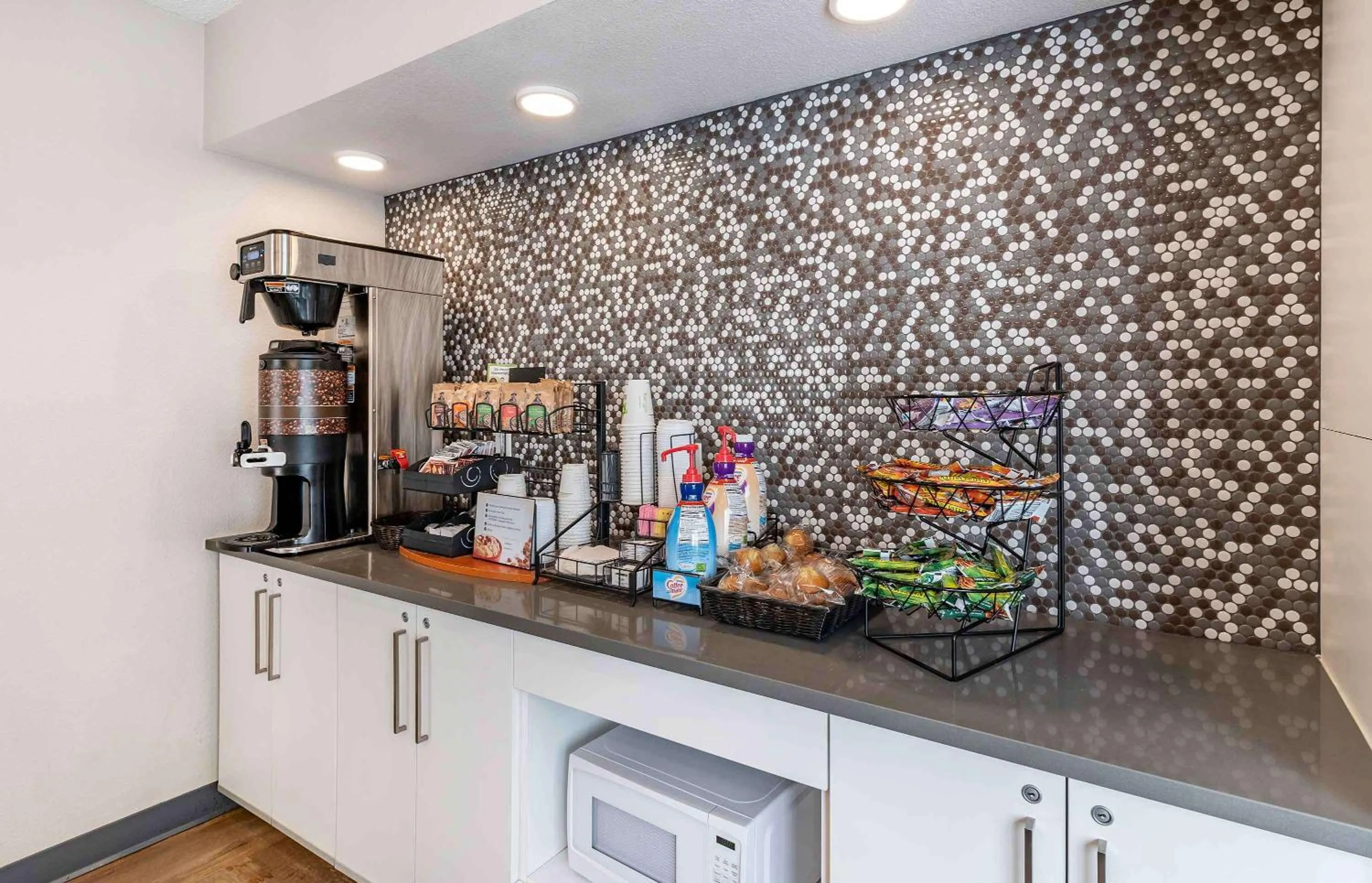 Breakfast in Extended Stay America Suites - San Jose - Mountain View