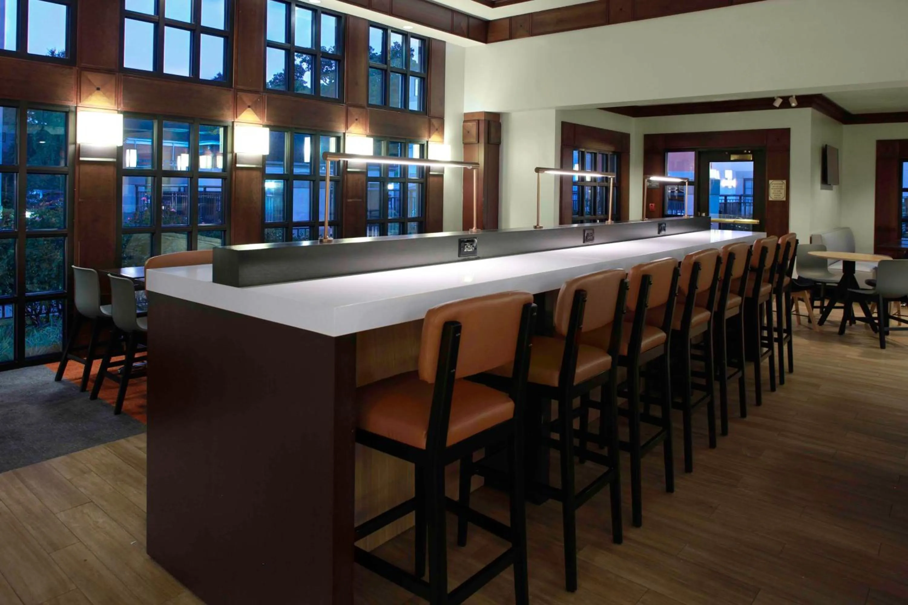 Lounge or bar in Hyatt House Morristown