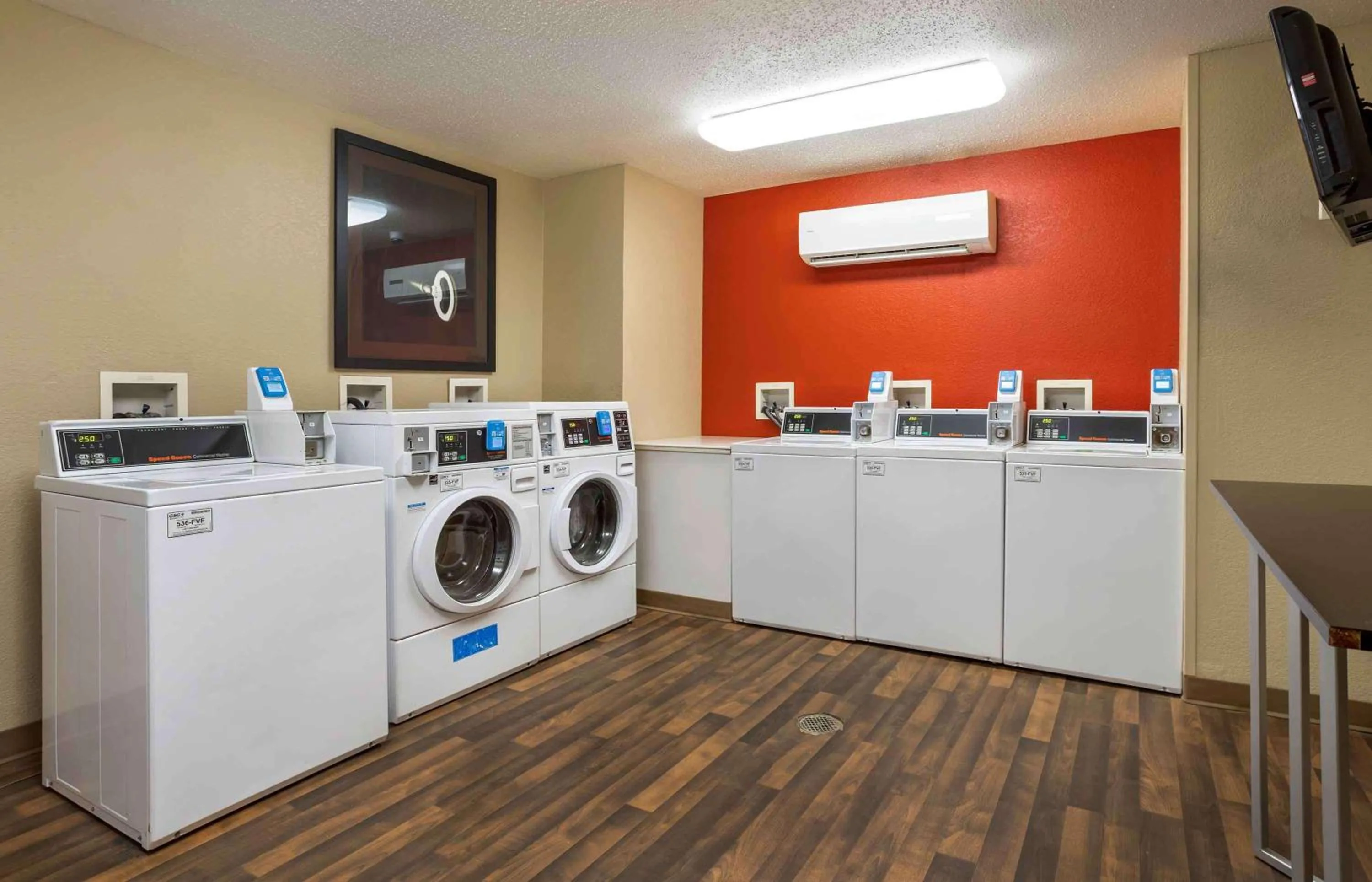 Property building in Extended Stay America Suites - Norwalk - Stamford