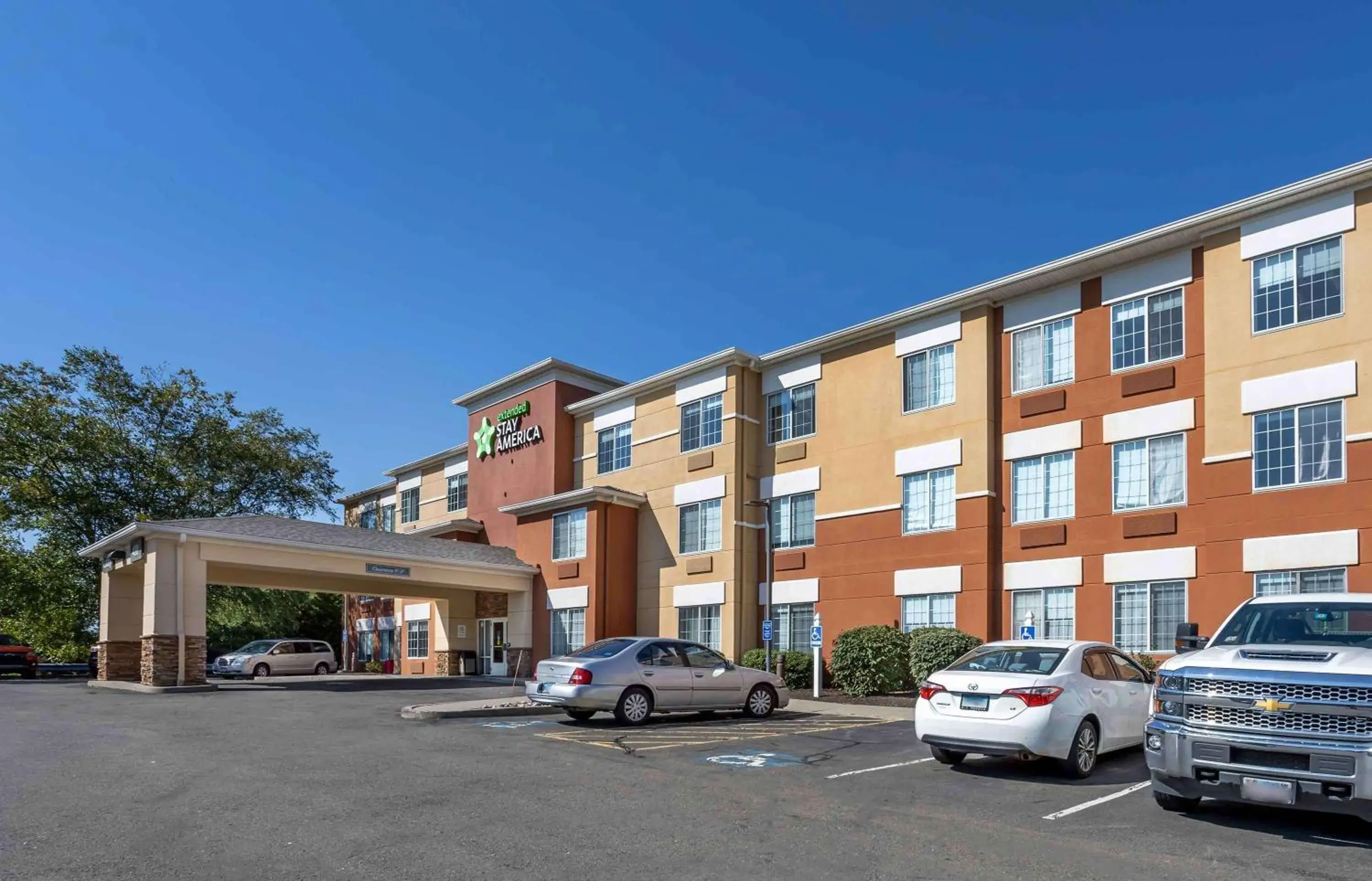 Property building in Extended Stay America Suites - Norwalk - Stamford Property building in Extended Stay America Suites - Norwalk - Stamford