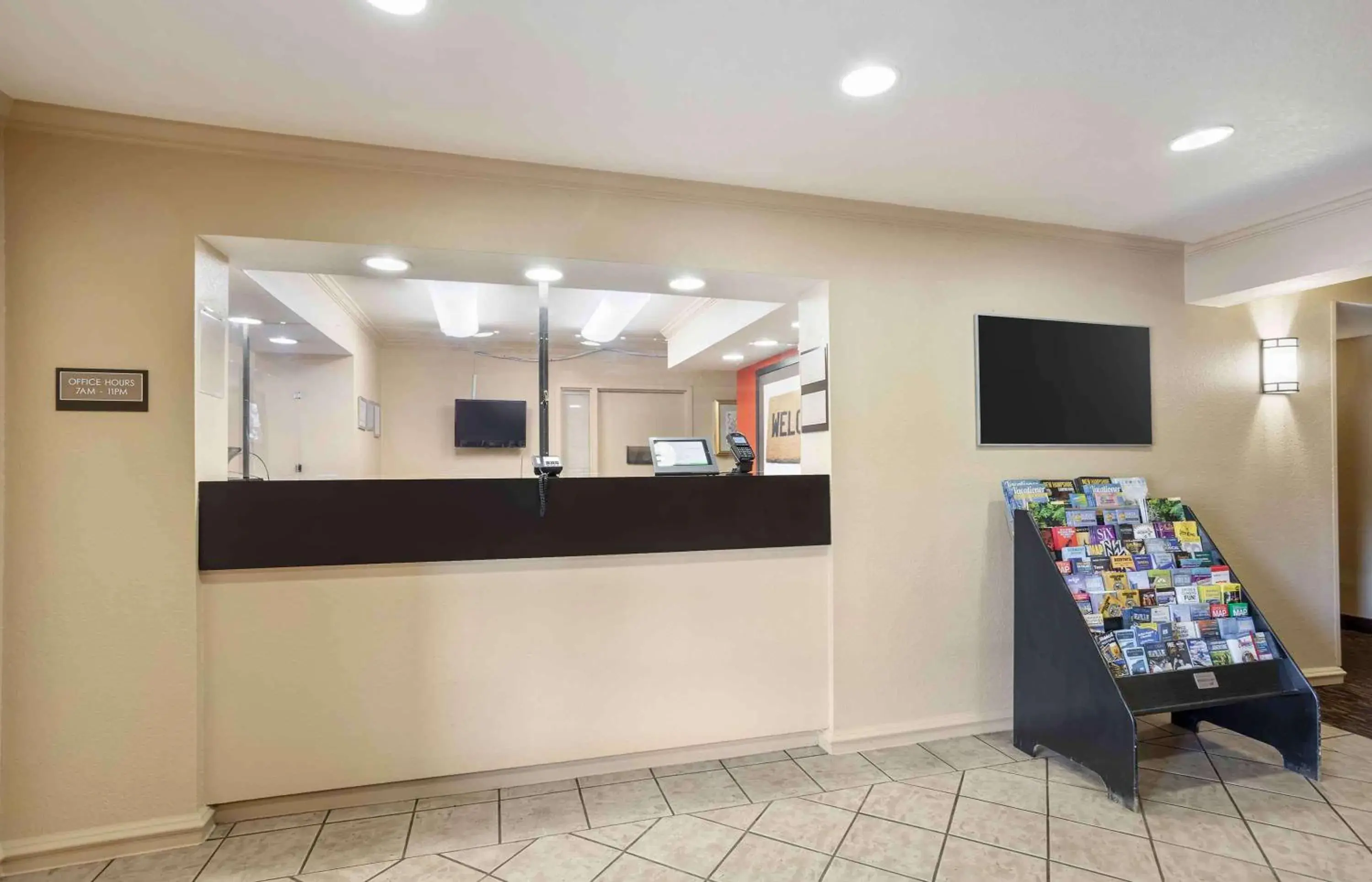 Lobby or reception in Extended Stay America Suites - Norwalk - Stamford Lobby or reception in Extended Stay America Suites - Norwalk - Stamford