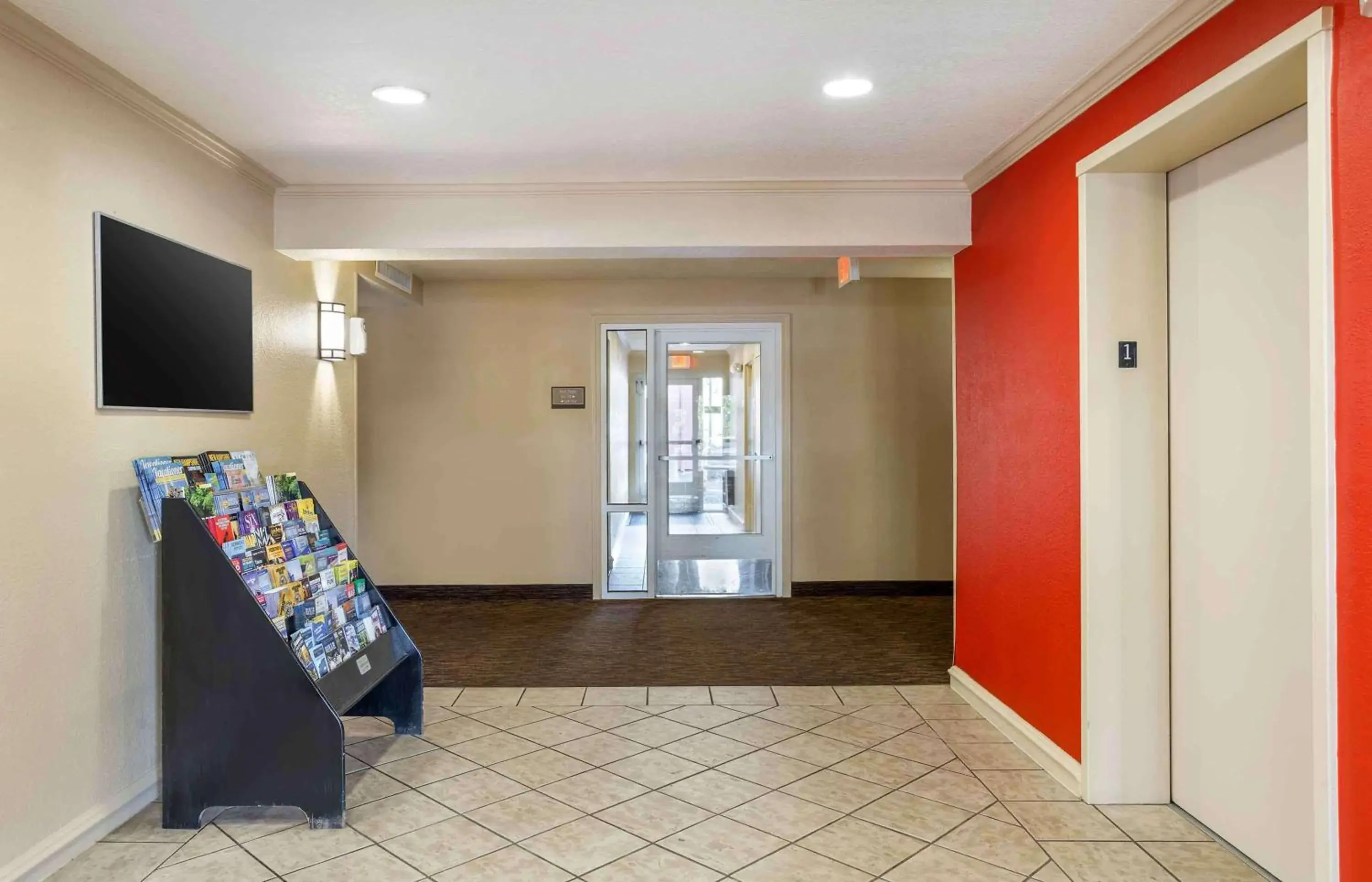 Lobby or reception in Extended Stay America Suites - Norwalk - Stamford Lobby or reception in Extended Stay America Suites - Norwalk - Stamford