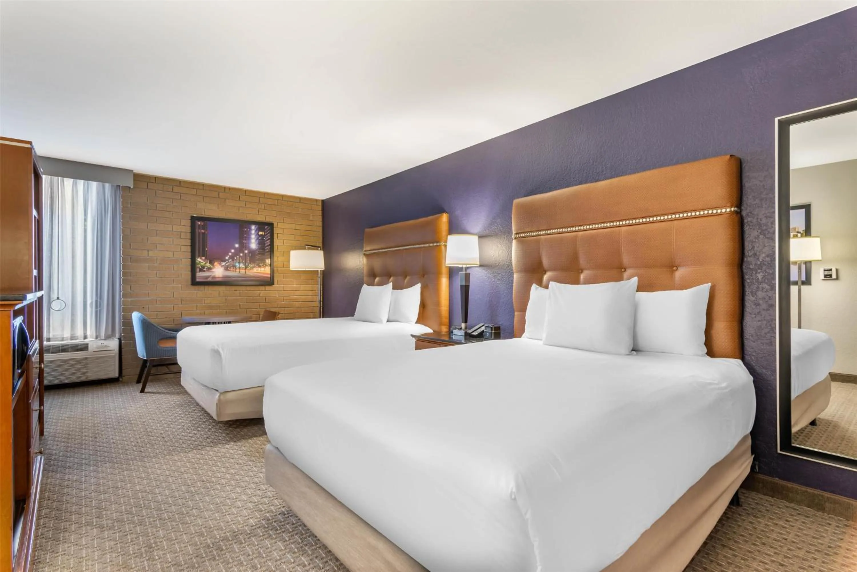 Bedroom, Bed in Drury Inn & Suites Atlanta Morrow