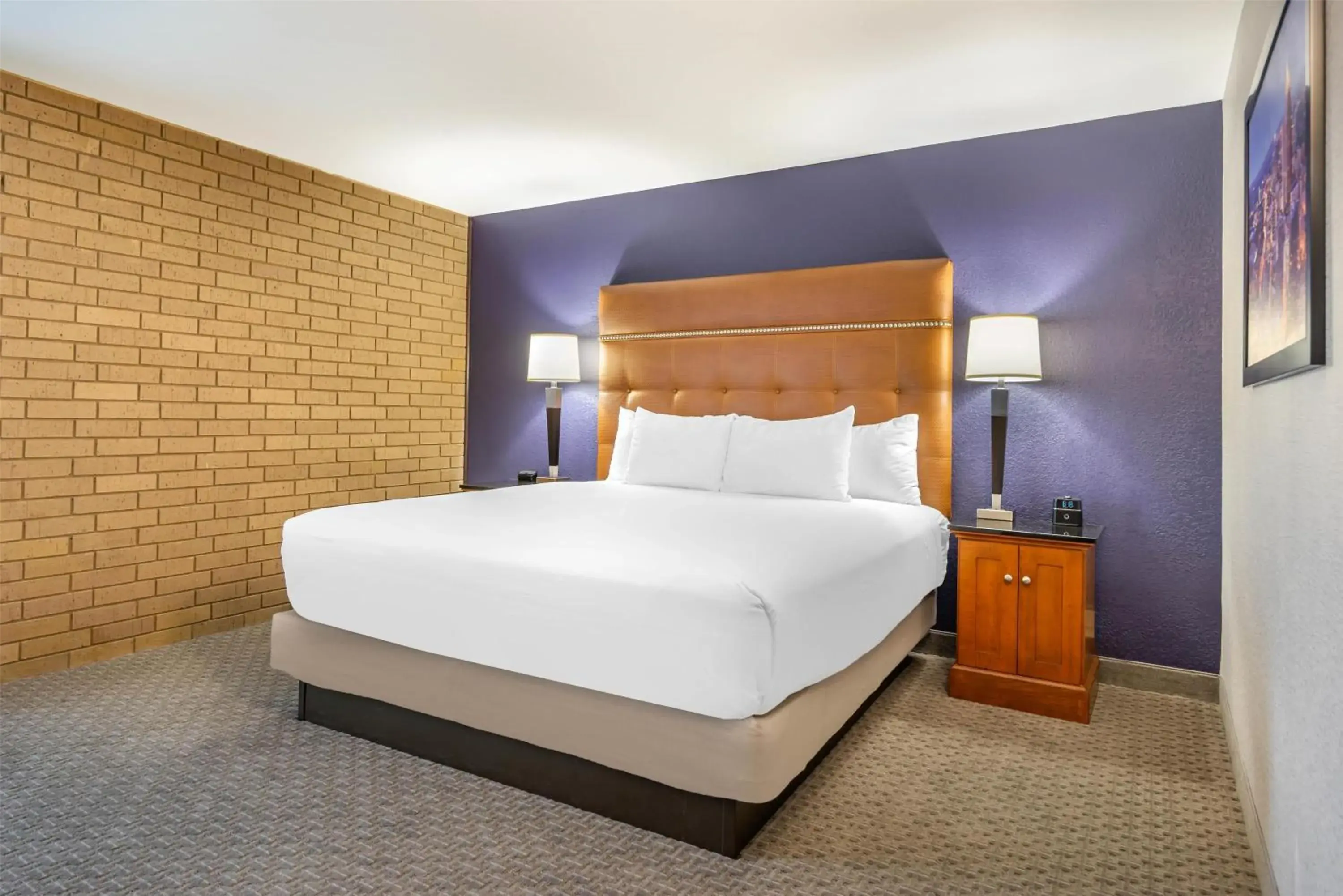 Bedroom, Bed in Drury Inn & Suites Atlanta Morrow Bedroom, Bed in Drury Inn & Suites Atlanta Morrow
