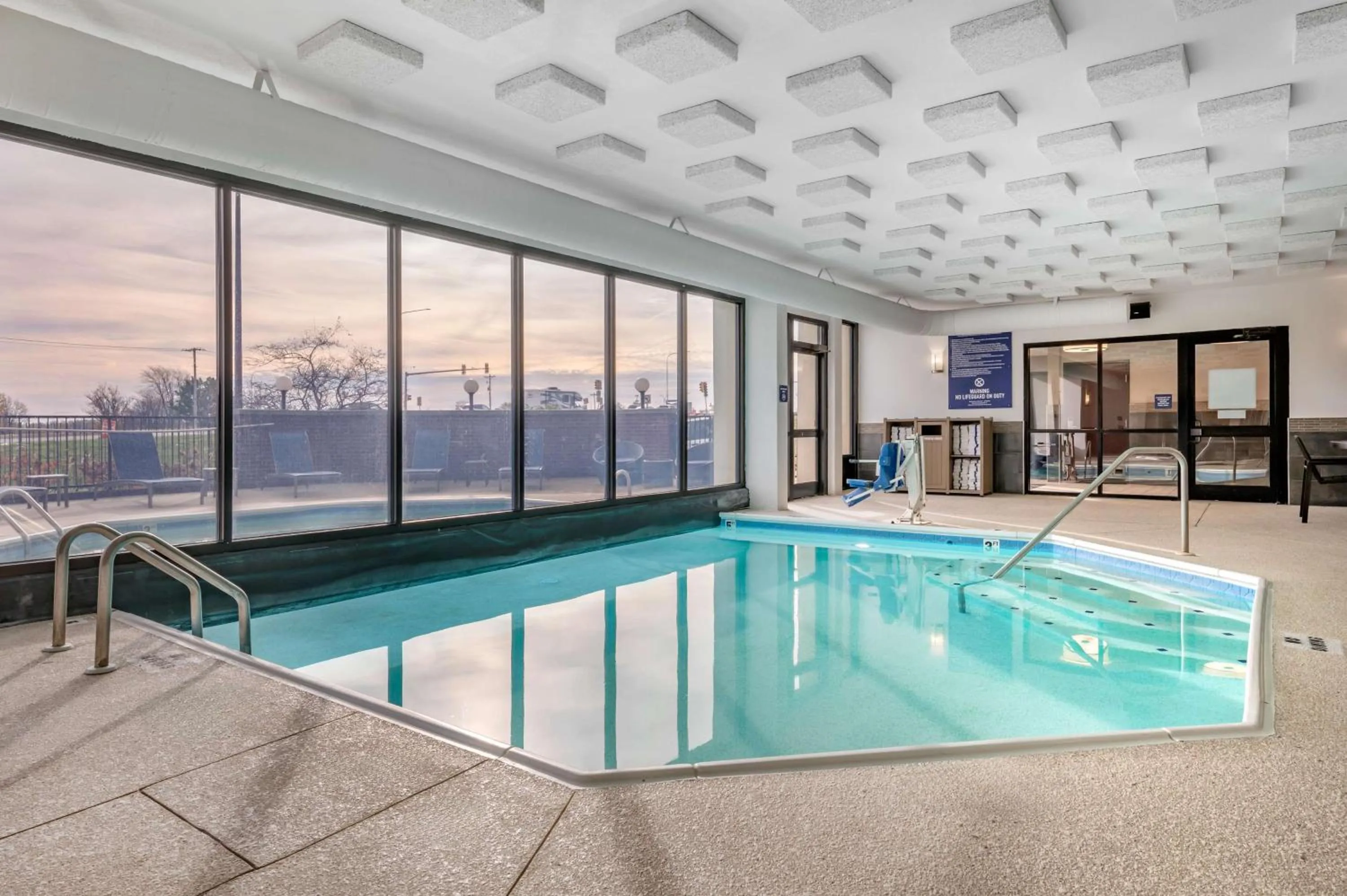 Pool view in Drury Inn & Suites Champaign