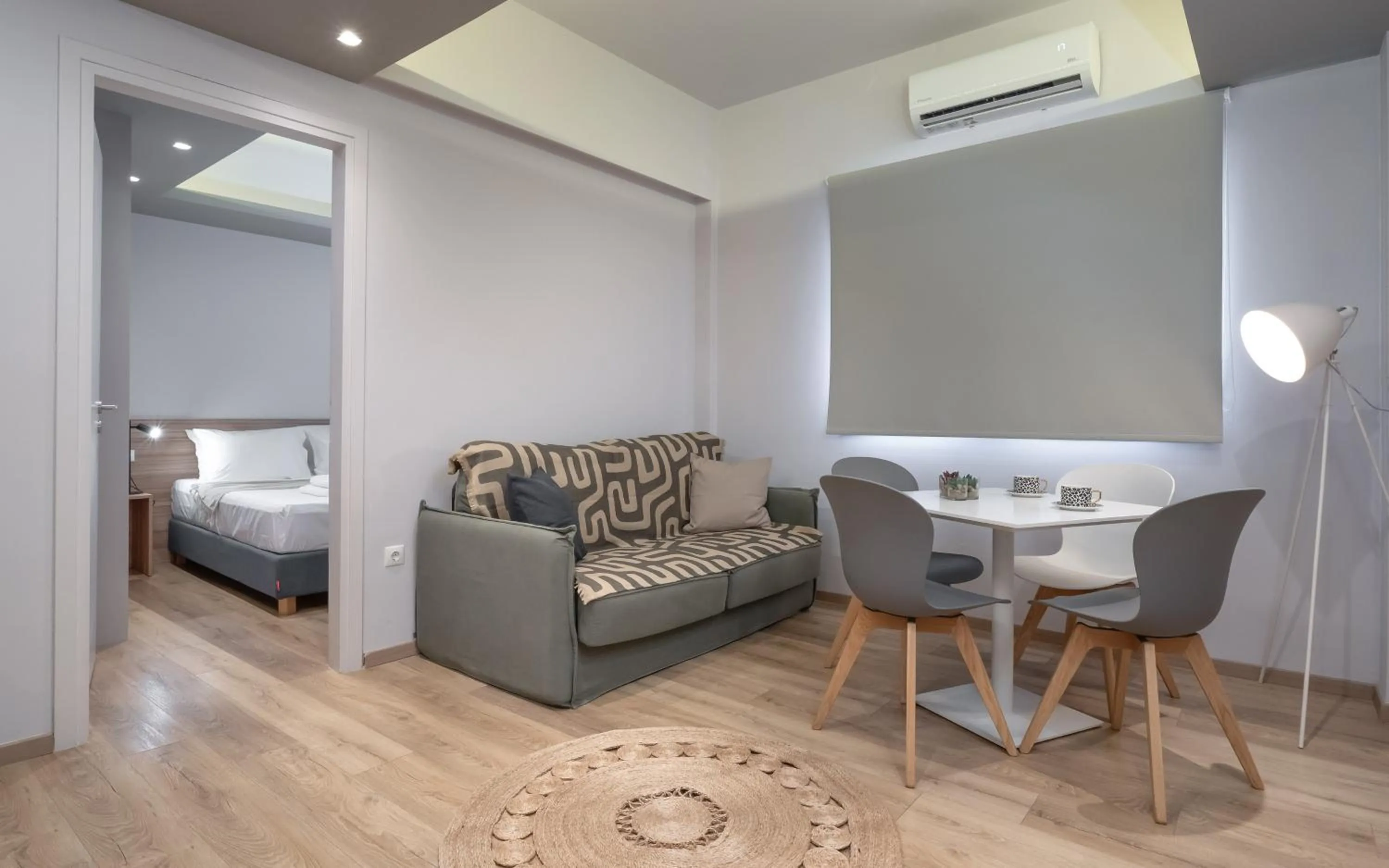 Dining area in Kolokotroni Lofts Syntagma