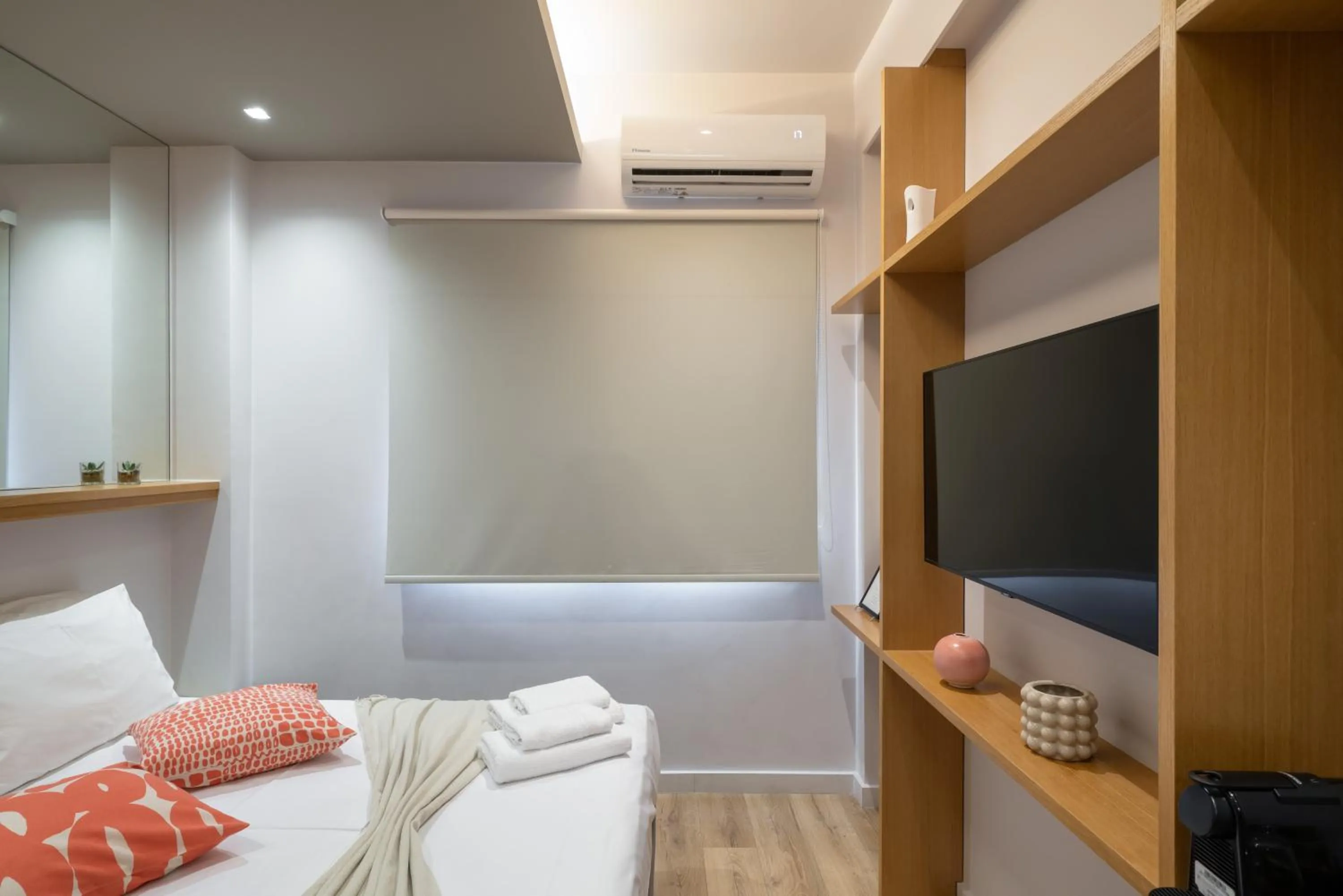 Bedroom, Bed in Kolokotroni Lofts Syntagma