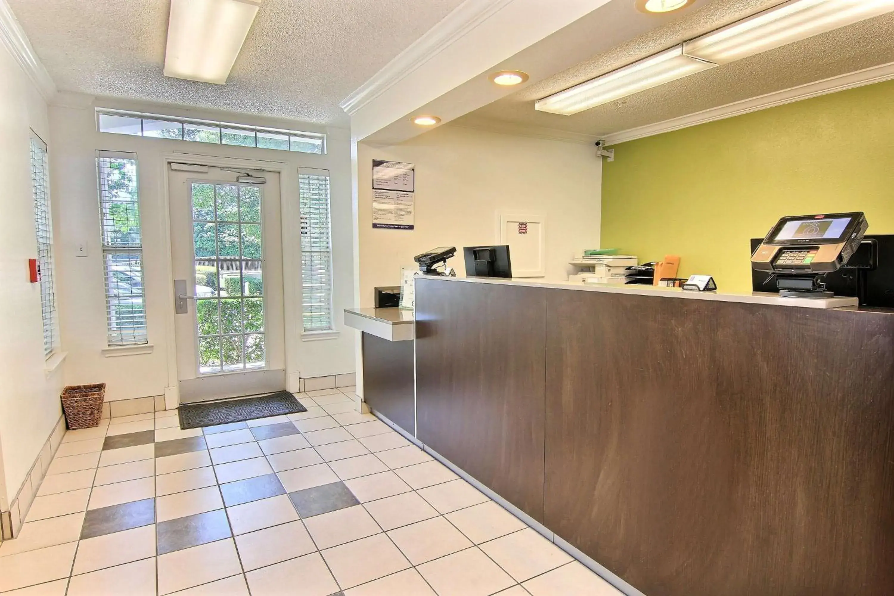 Lobby or reception in Studio 6-Austin, TX - Northwest Lobby or reception in Studio 6-Austin, TX - Northwest