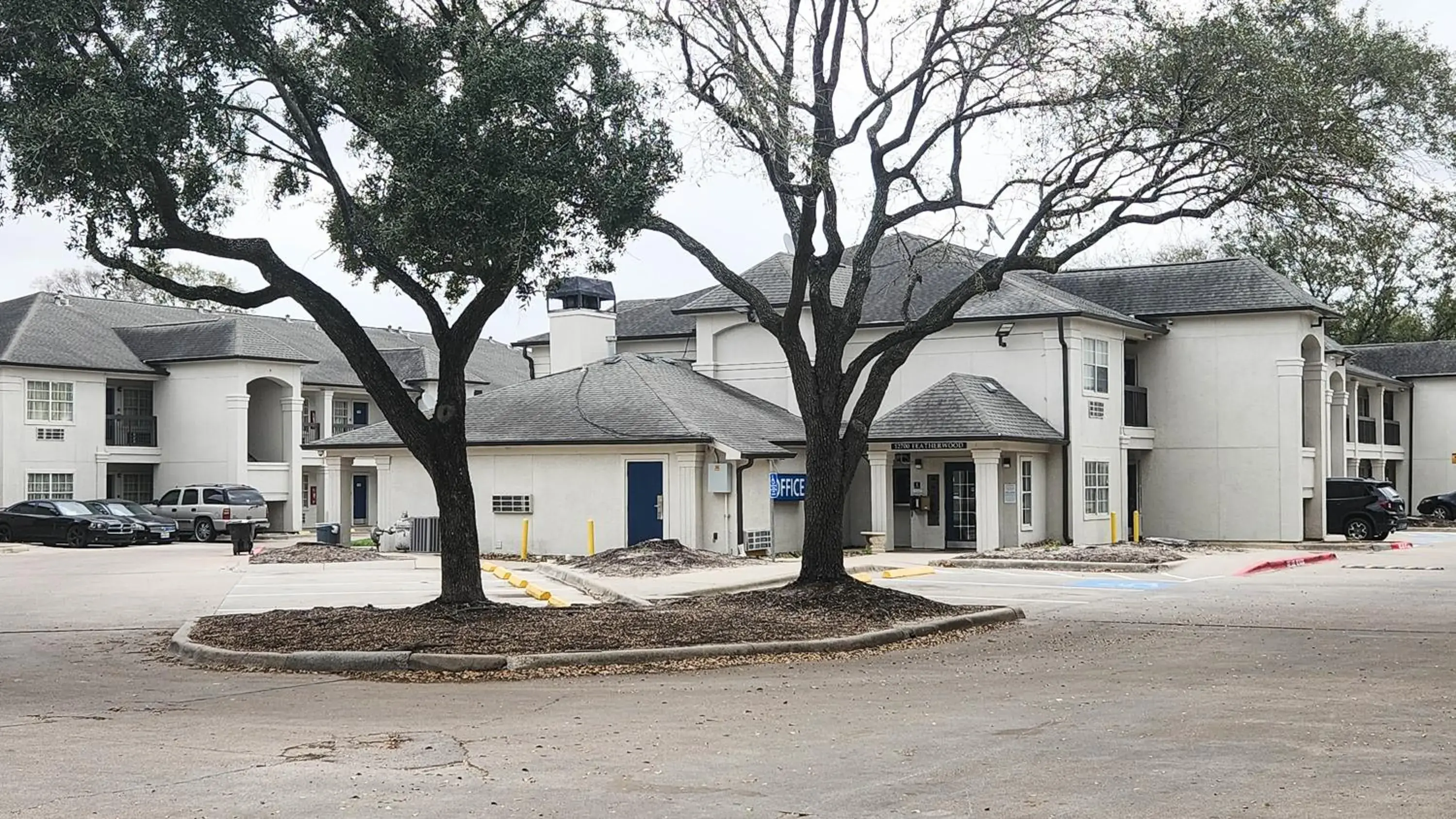 Property building in Studio 6-Houston, TX - Hobby South Property building in Studio 6-Houston, TX - Hobby South