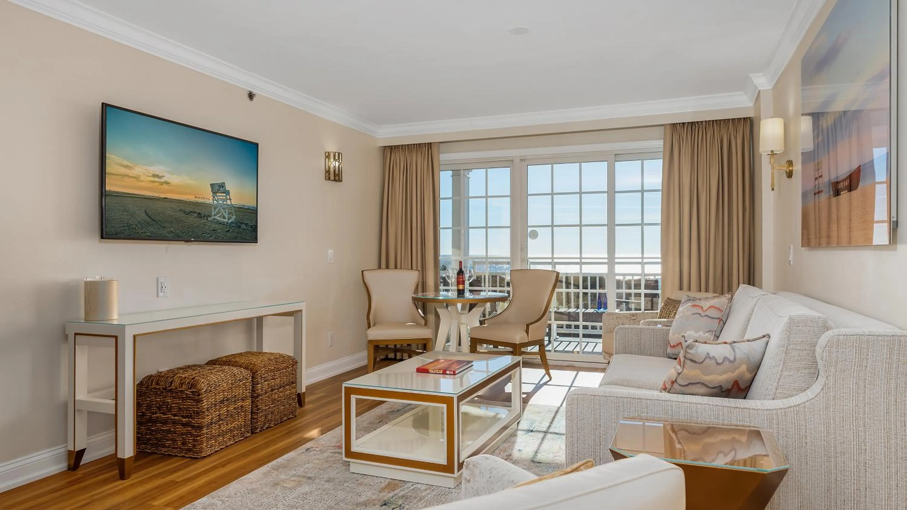 La Mer Beachfront Resort