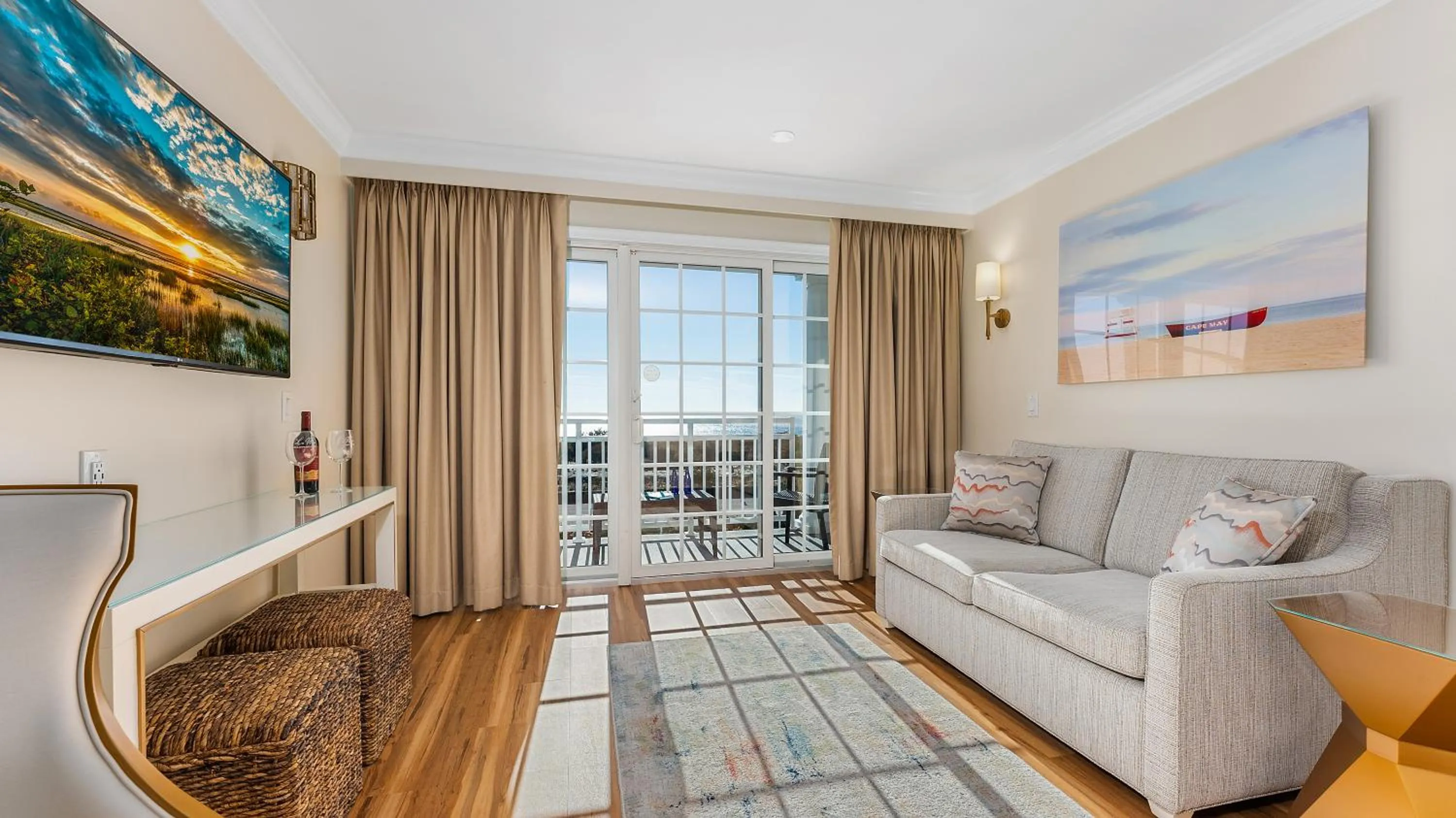 La Mer Beachfront Resort