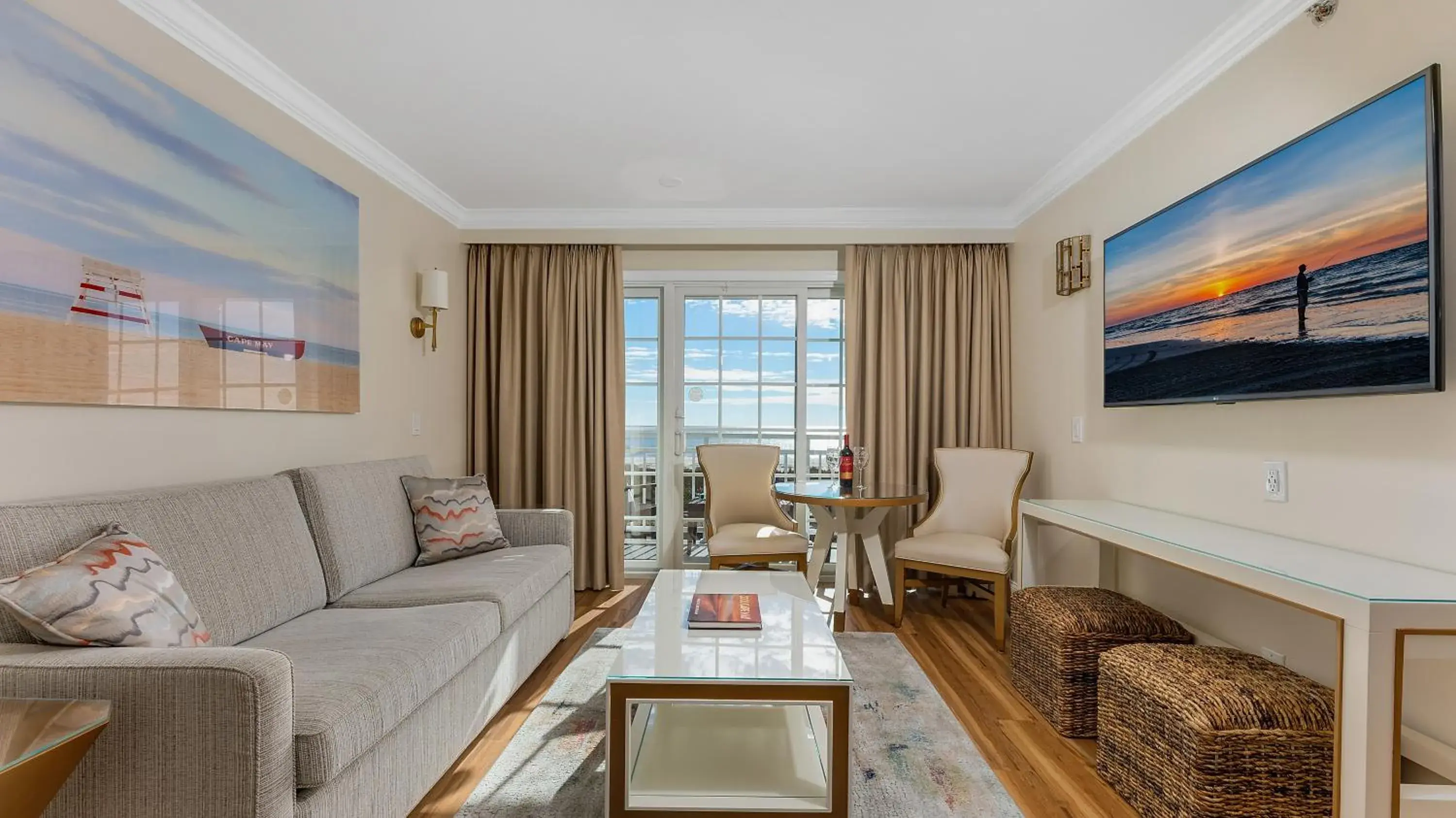 Premium King Side Ocean View in La Mer Beachfront Resort Premium King Side Ocean View in La Mer Beachfront Resort