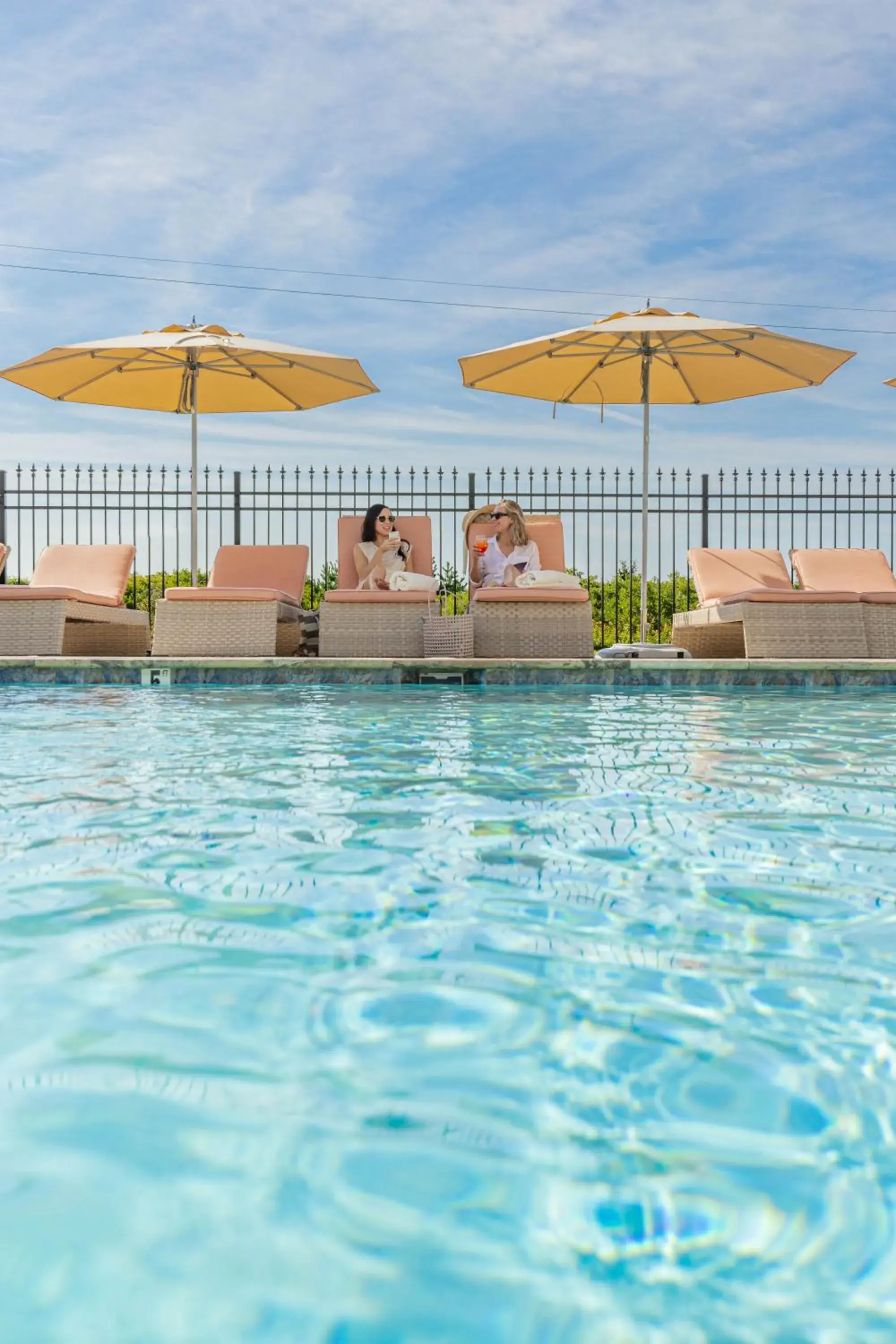 La Mer Beachfront Resort La Mer Beachfront Resort