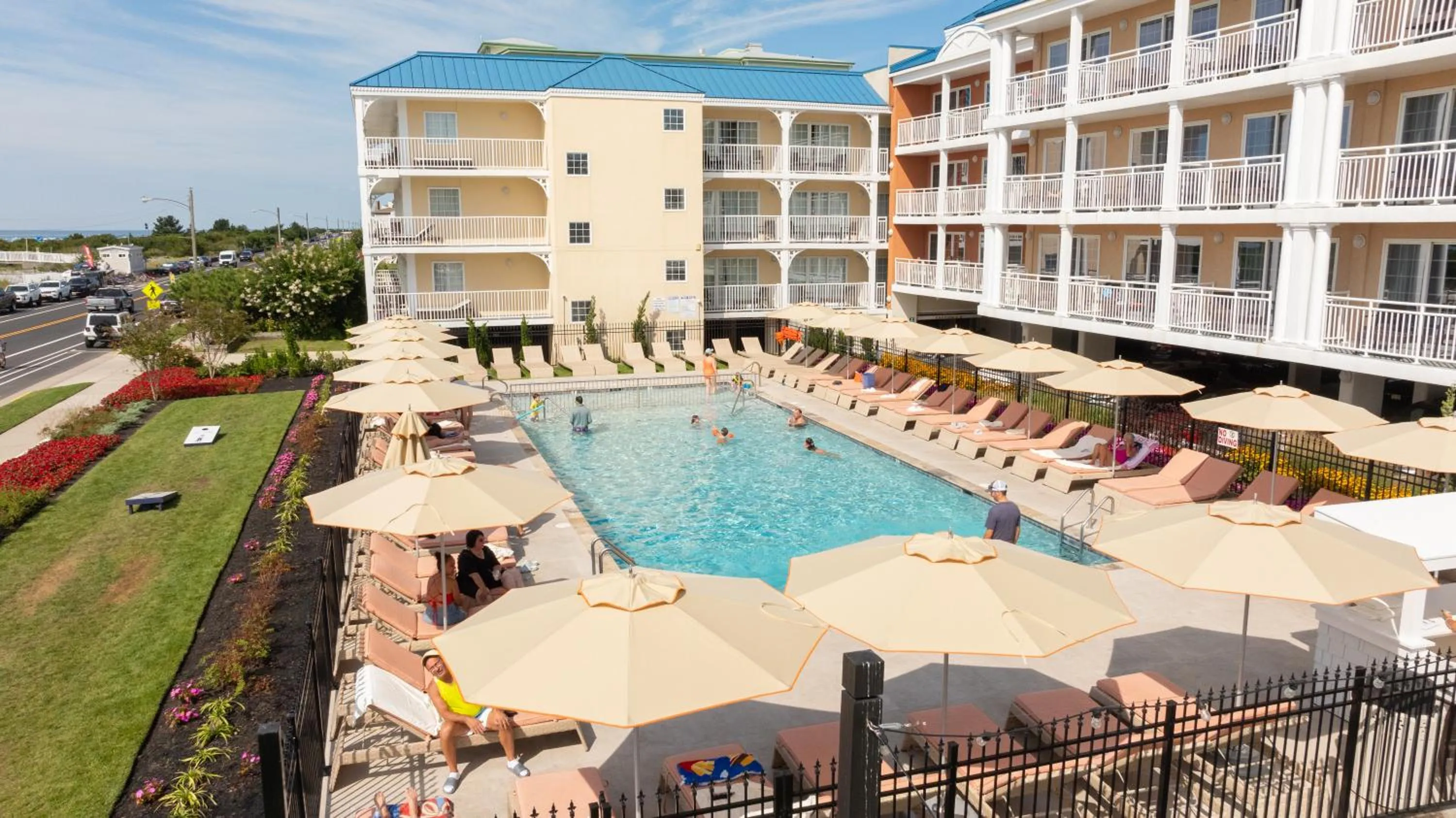 La Mer Beachfront Resort