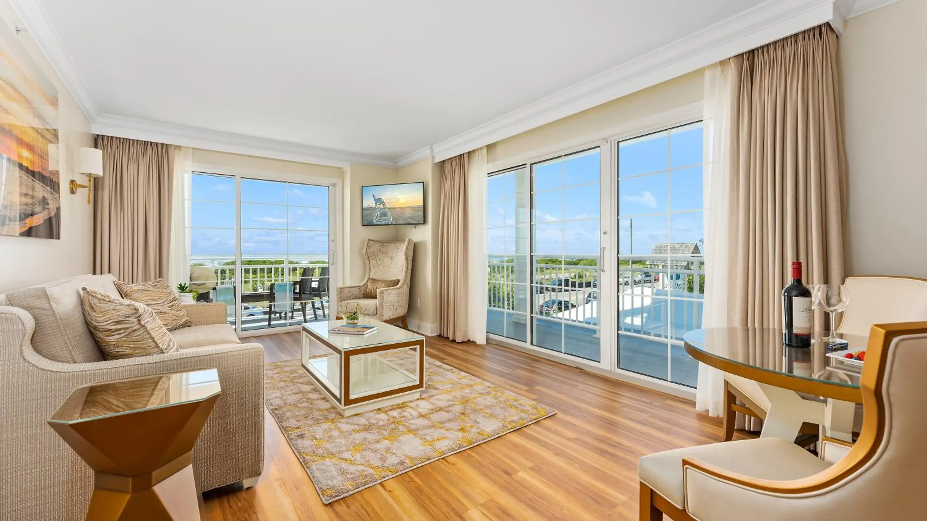 La Mer Beachfront Resort La Mer Beachfront Resort