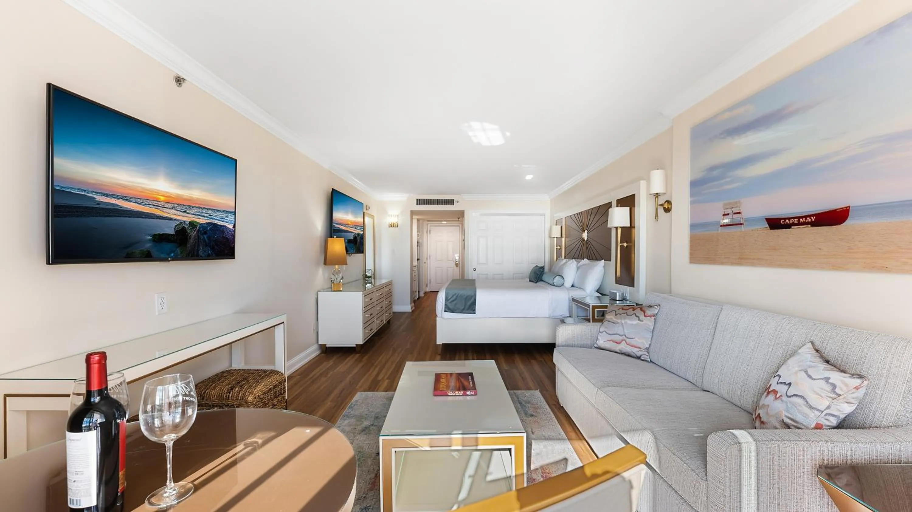 La Mer Beachfront Resort