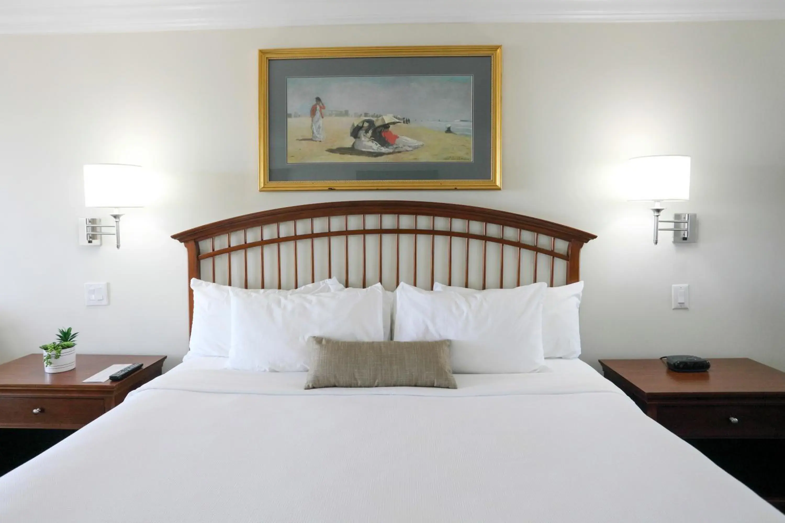 Direct Ocean View with King Bed in La Mer Beachfront Resort Direct Ocean View with King Bed in La Mer Beachfront Resort