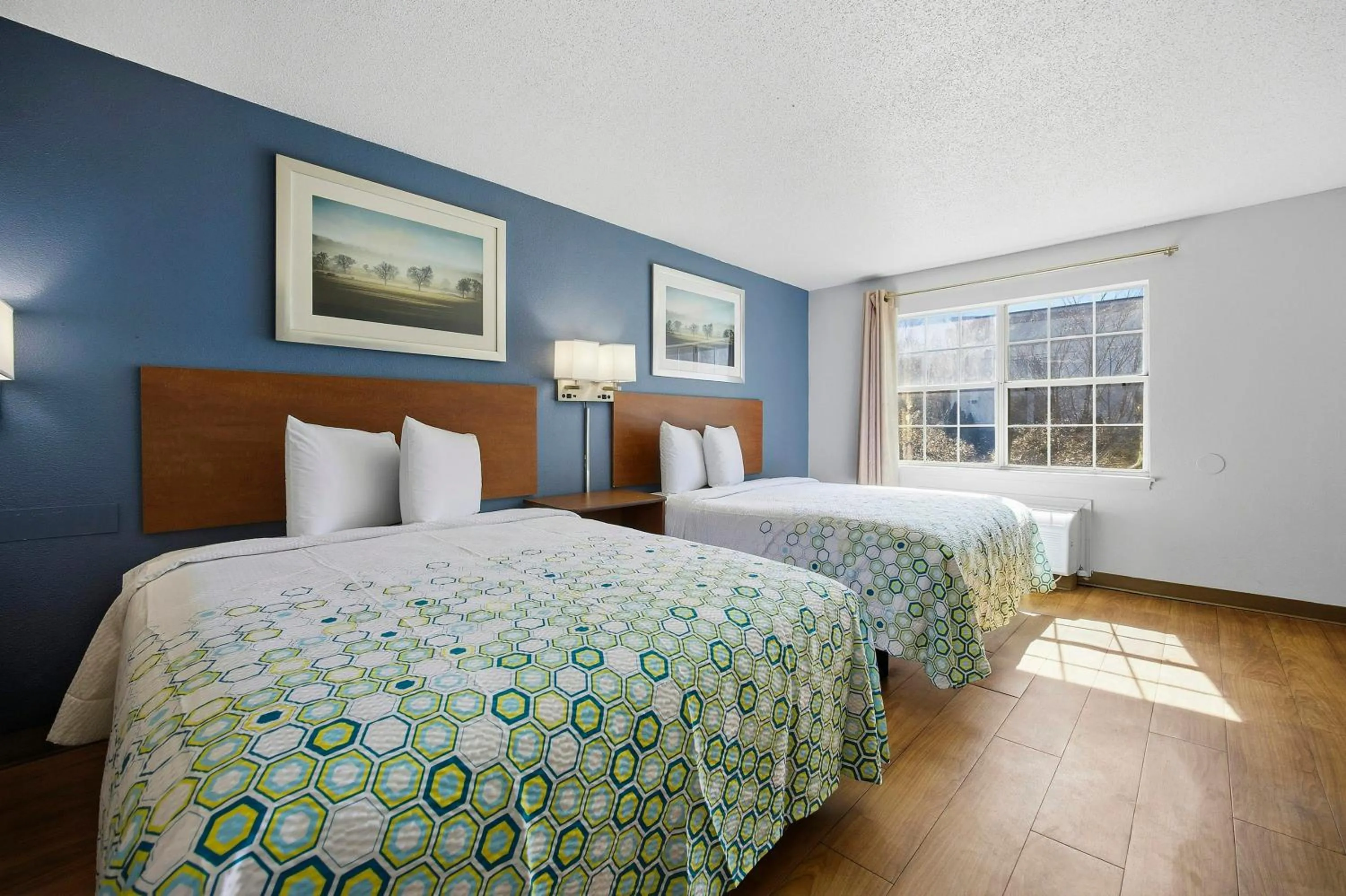 Photo of the whole room, Bed in HomeTowne Studios by Red Roof Atlanta - Peachtree Corners