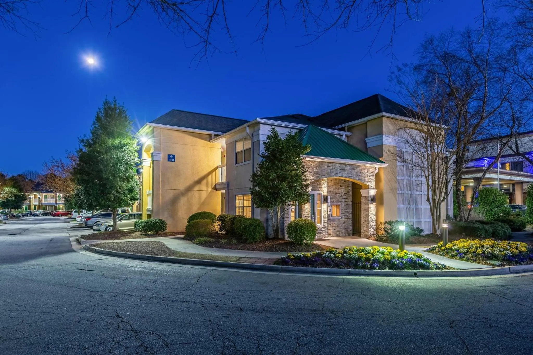 Facade/entrance in HomeTowne Studios by Red Roof Atlanta - Peachtree Corners