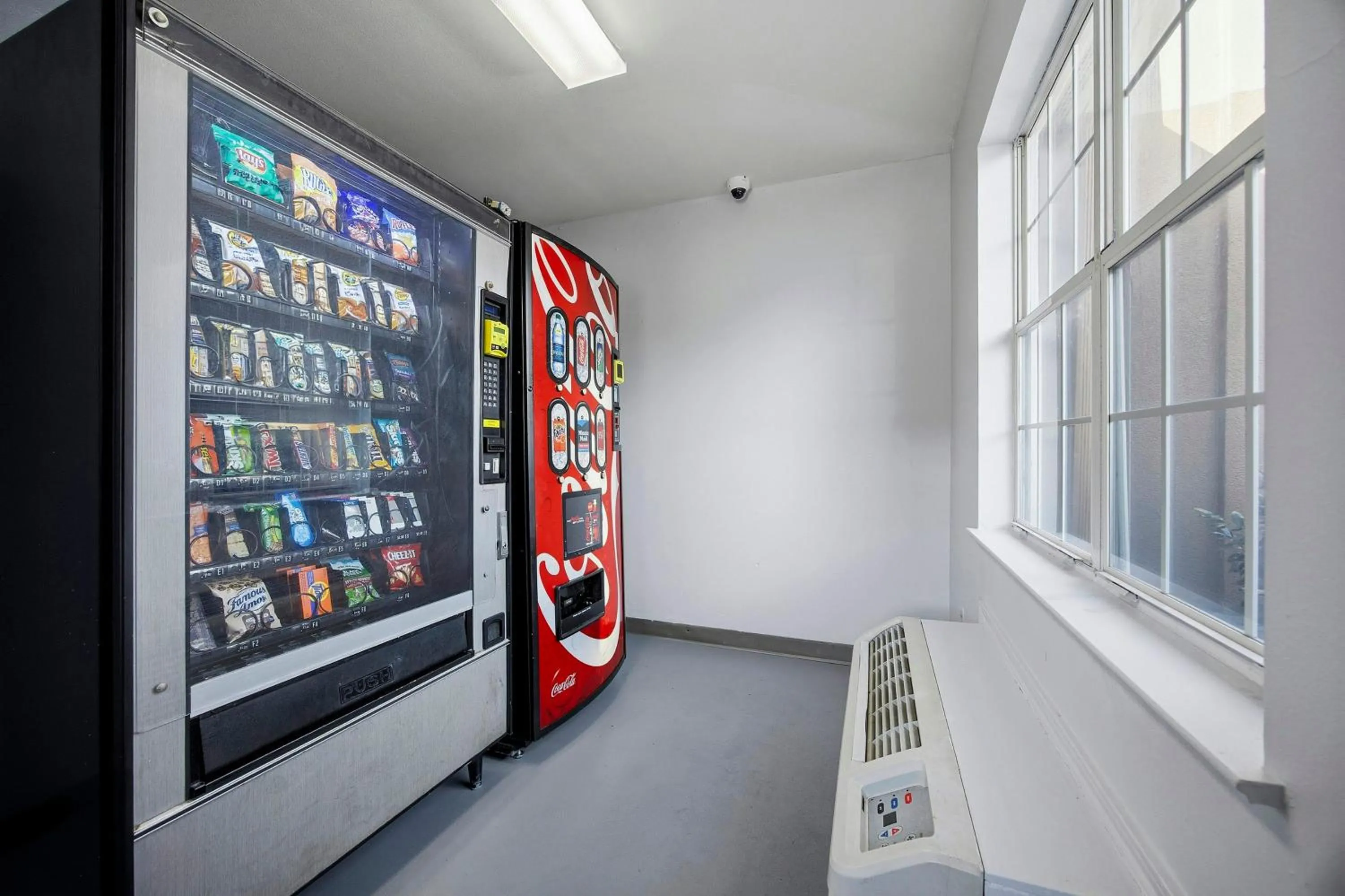 Other in HomeTowne Studios by Red Roof Atlanta - Peachtree Corners