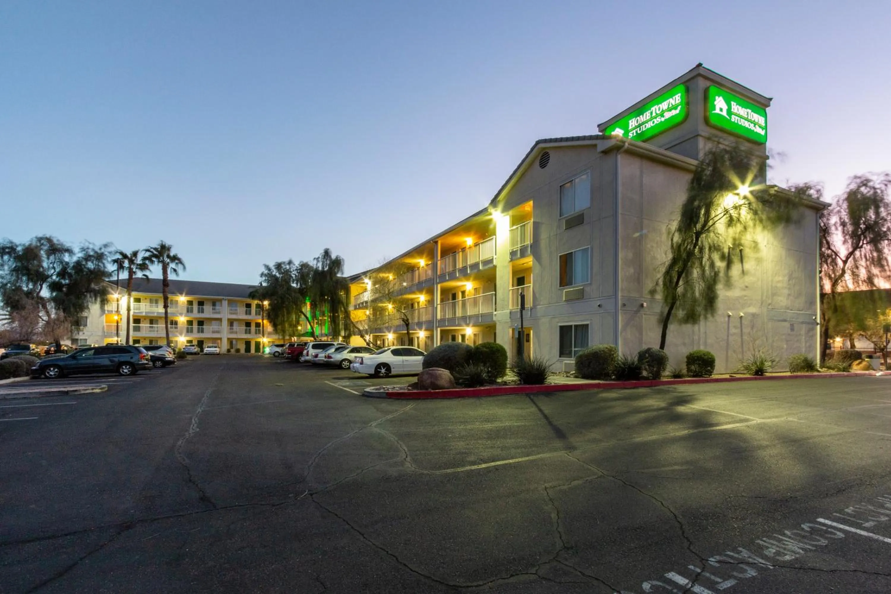 Property building in Studio 51 Extended Stay Hotel