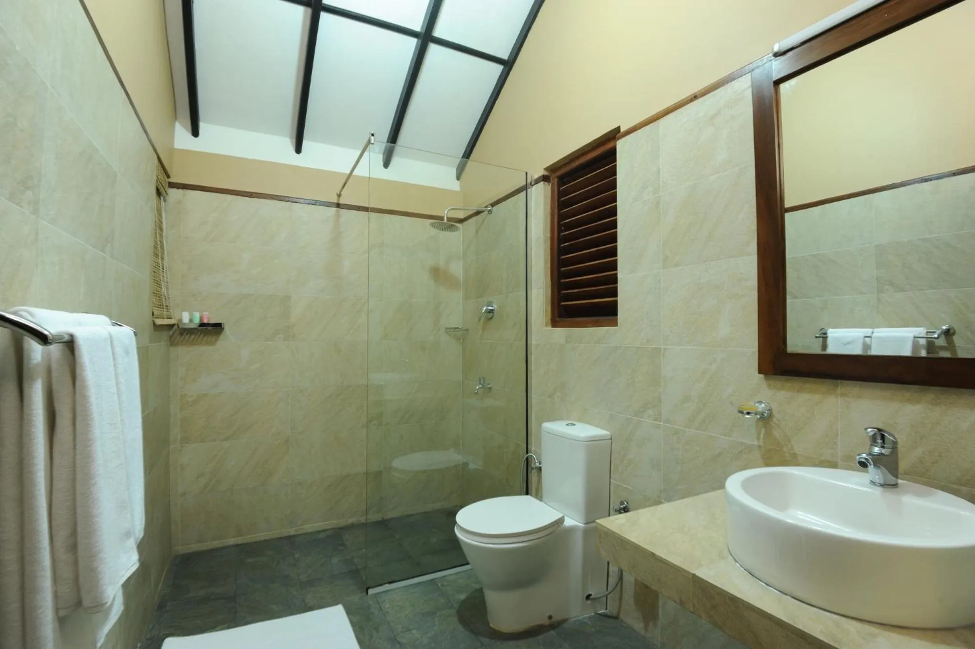 Bathroom in Melheim Beach Kalpitiya