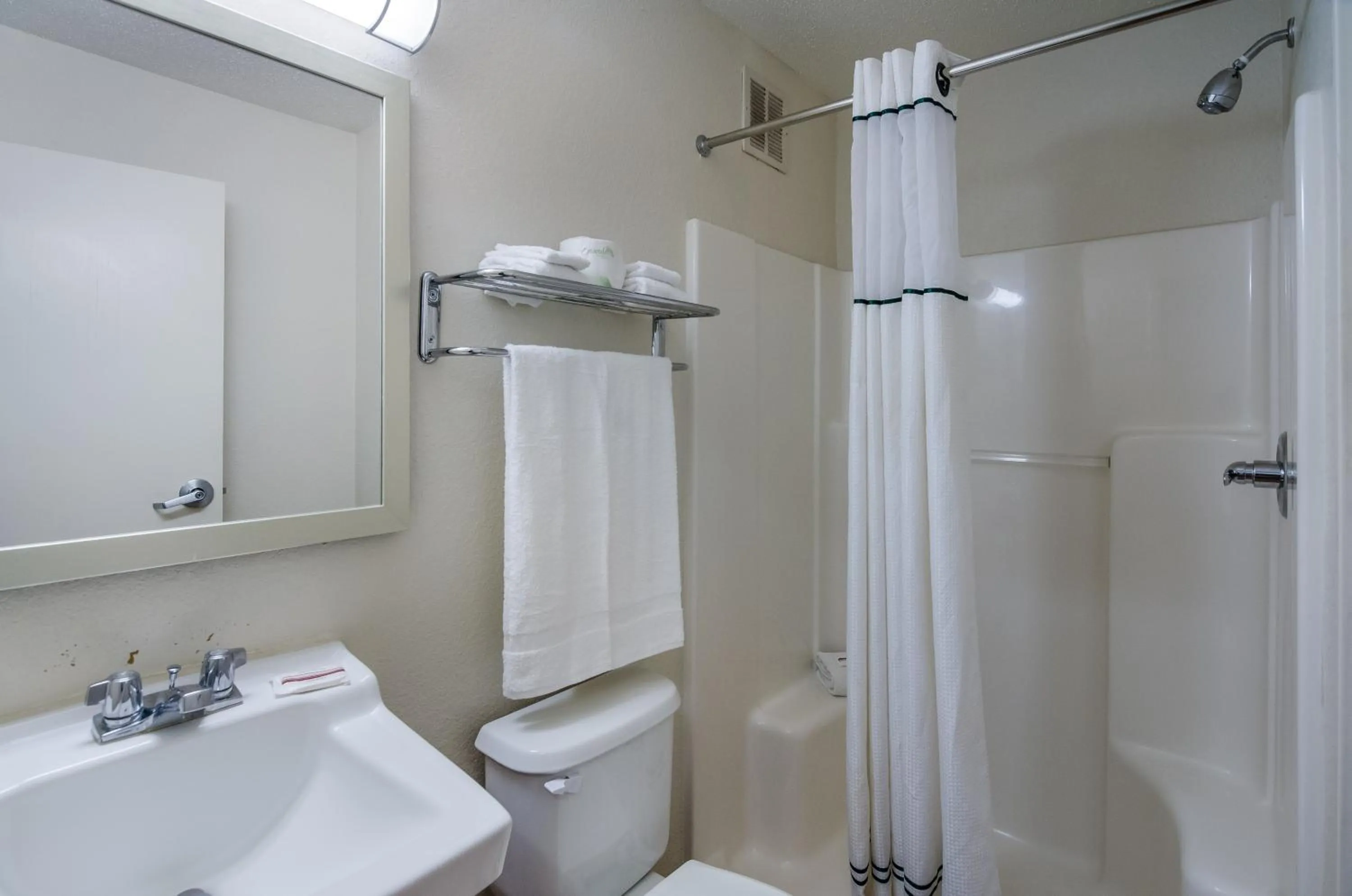 Photo of the whole room in HomeTowne Studios by Red Roof Winston-Salem - University Pkwy