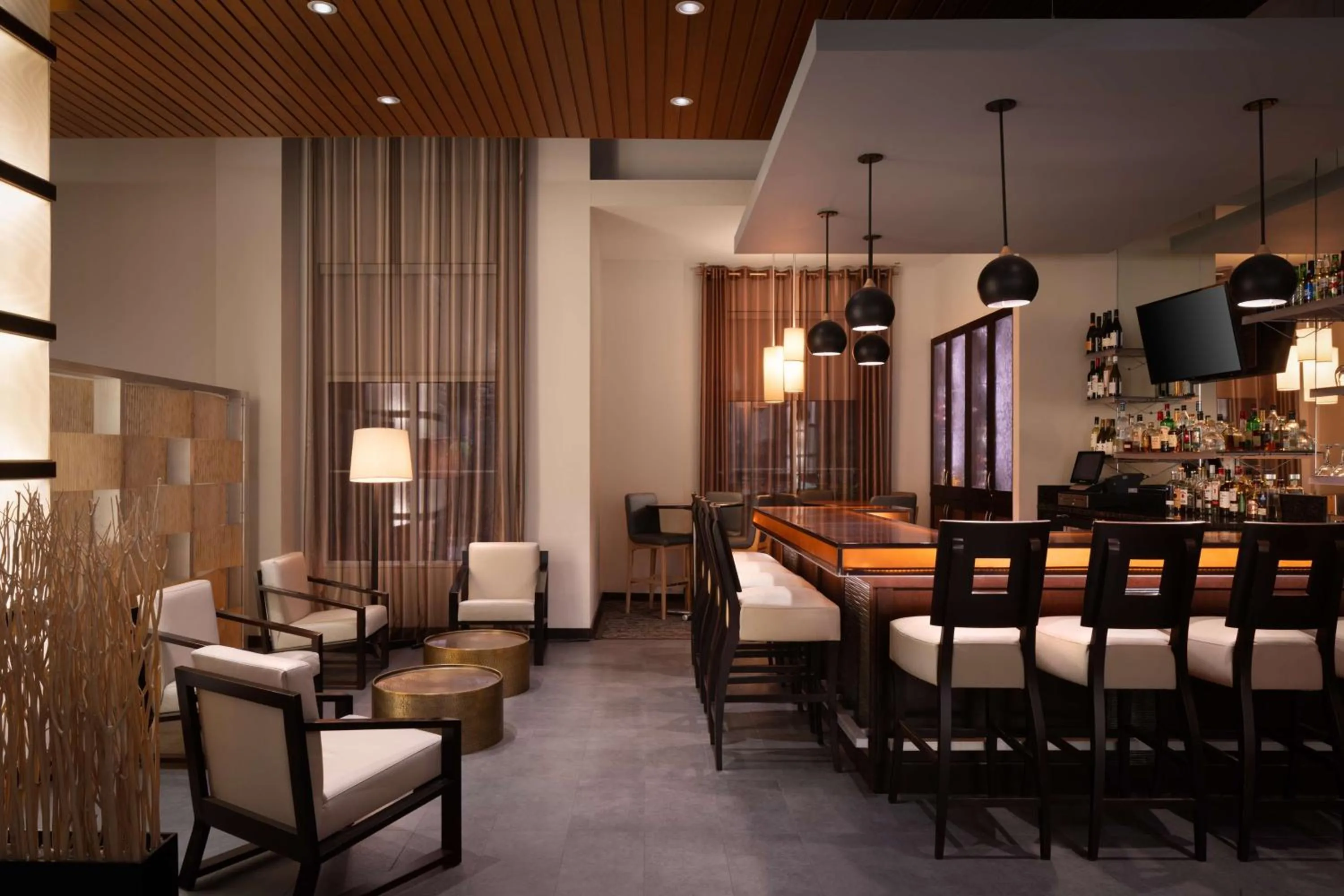 Lounge or bar in Hyatt House Richmond - Short Pump
