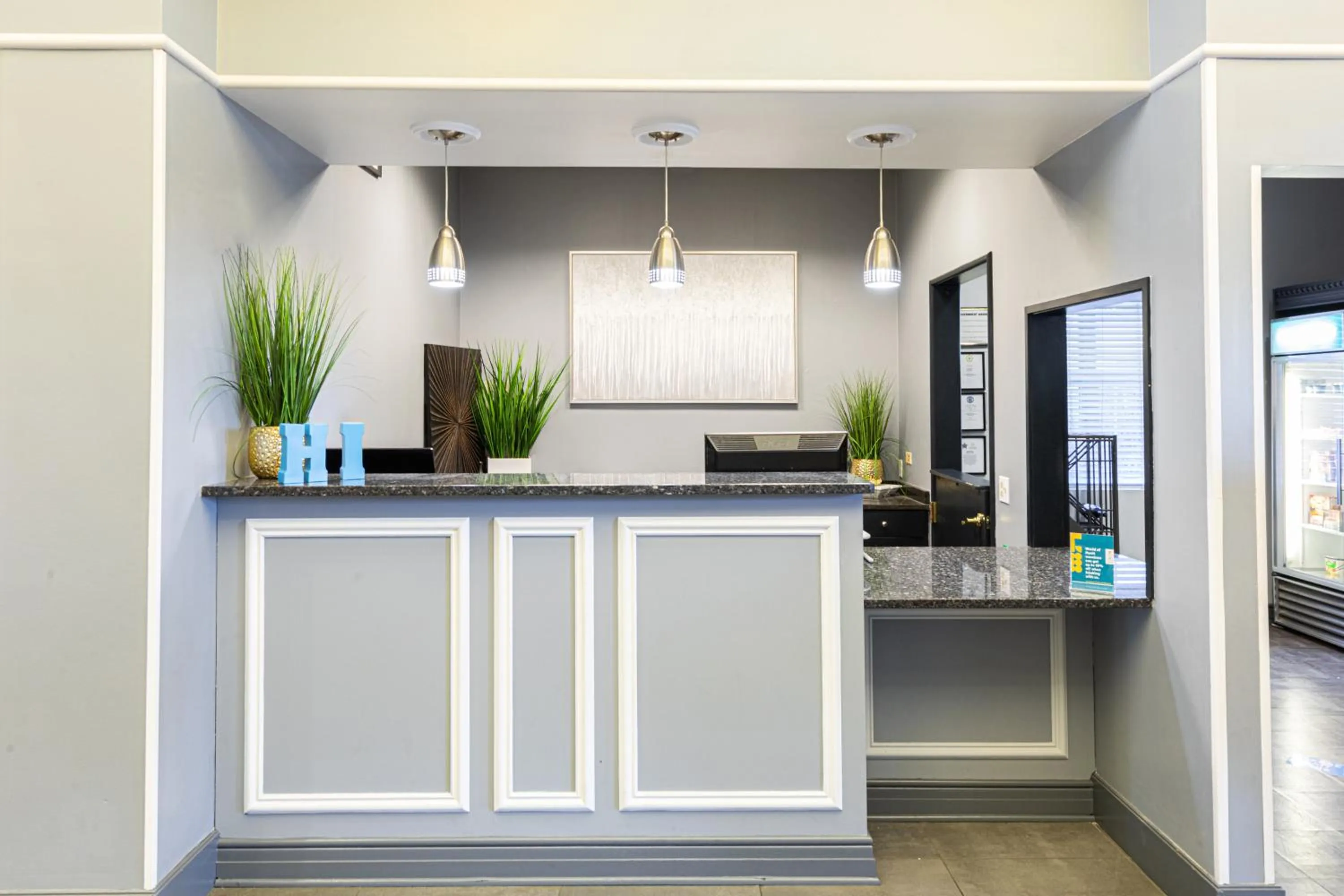 Lobby or reception in Hyatt House Chicago Schaumburg