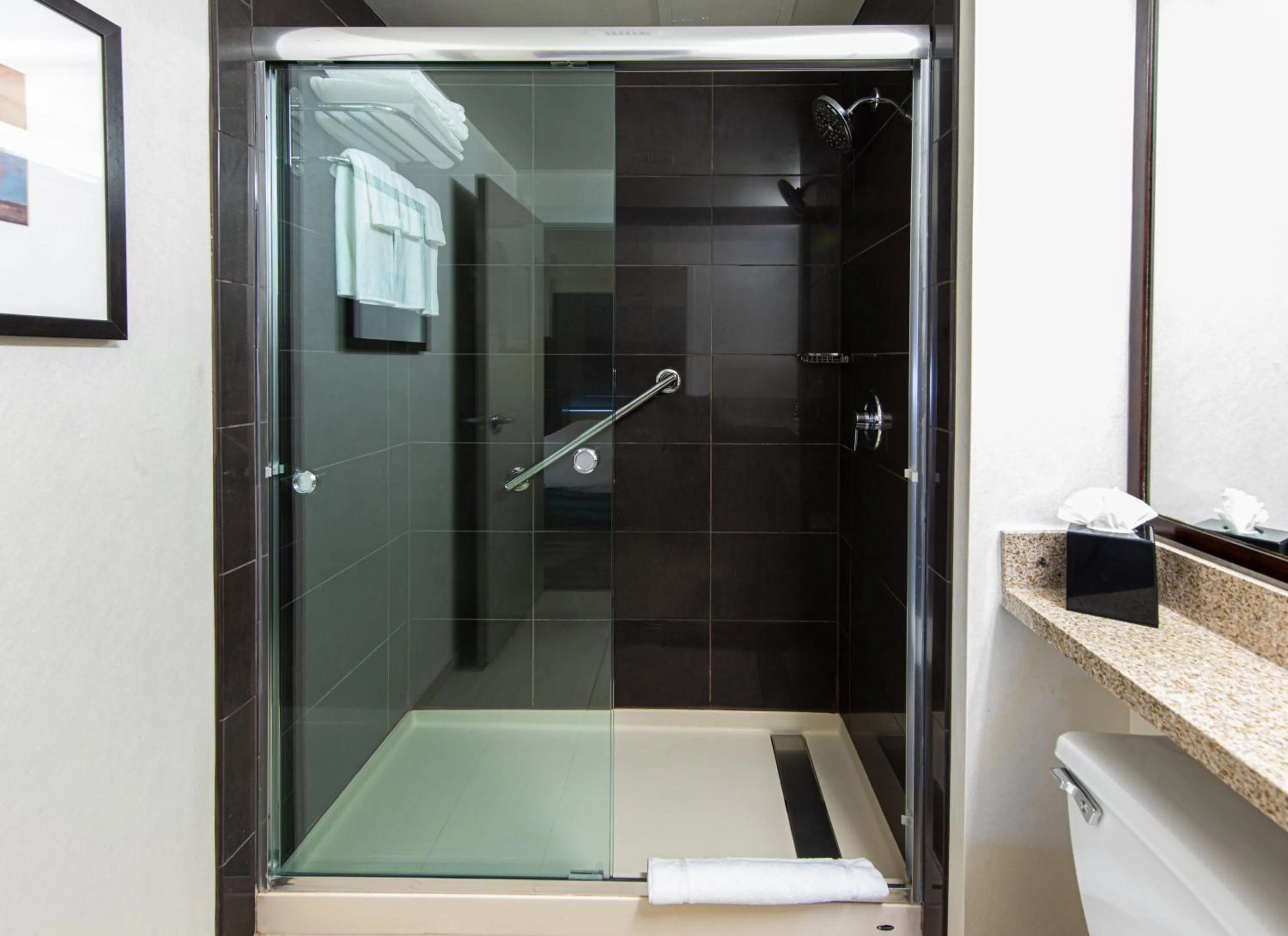 Bathroom in Hyatt House Chicago Schaumburg