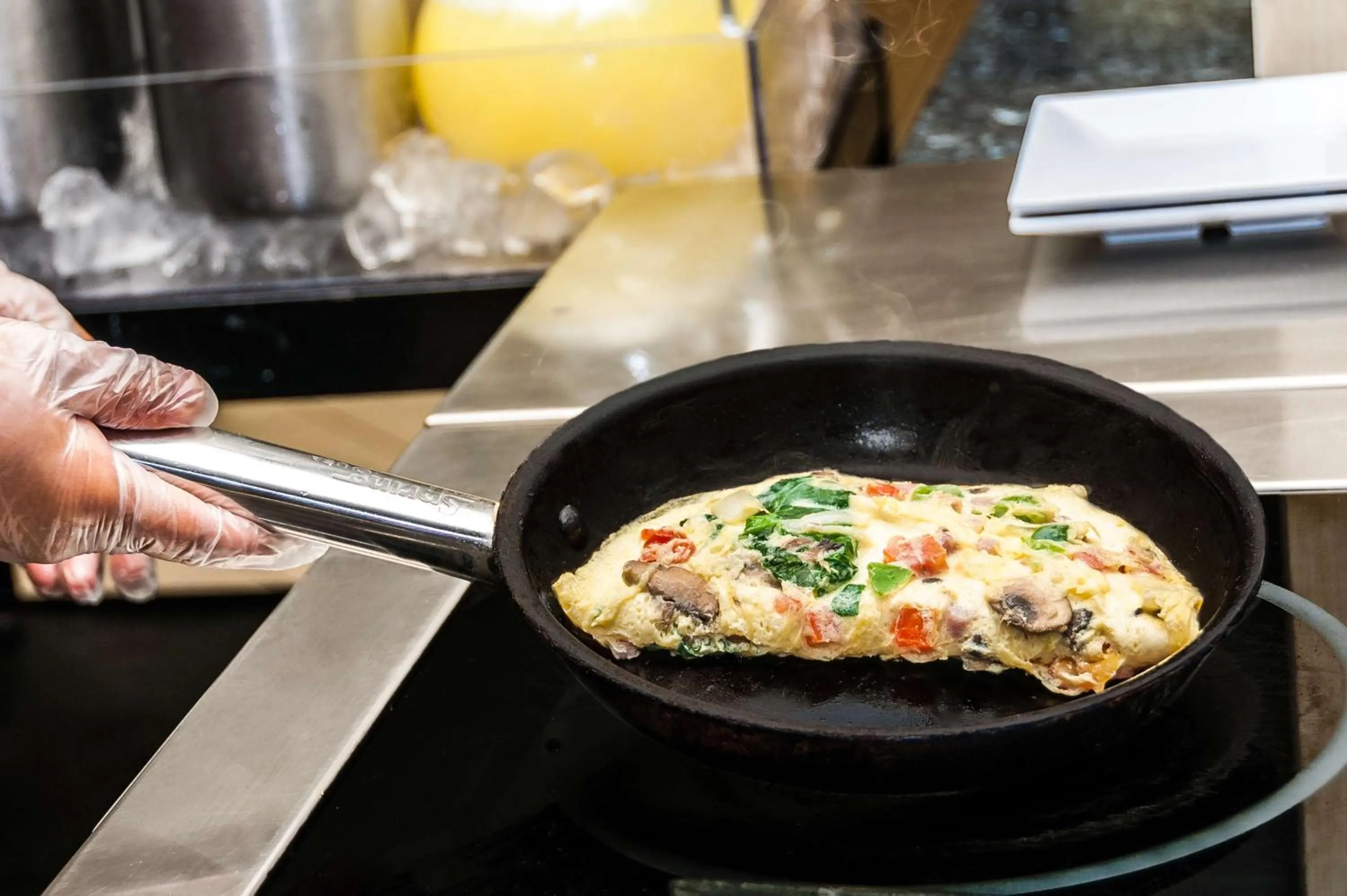 Restaurant/places to eat in Hyatt House Chicago Schaumburg