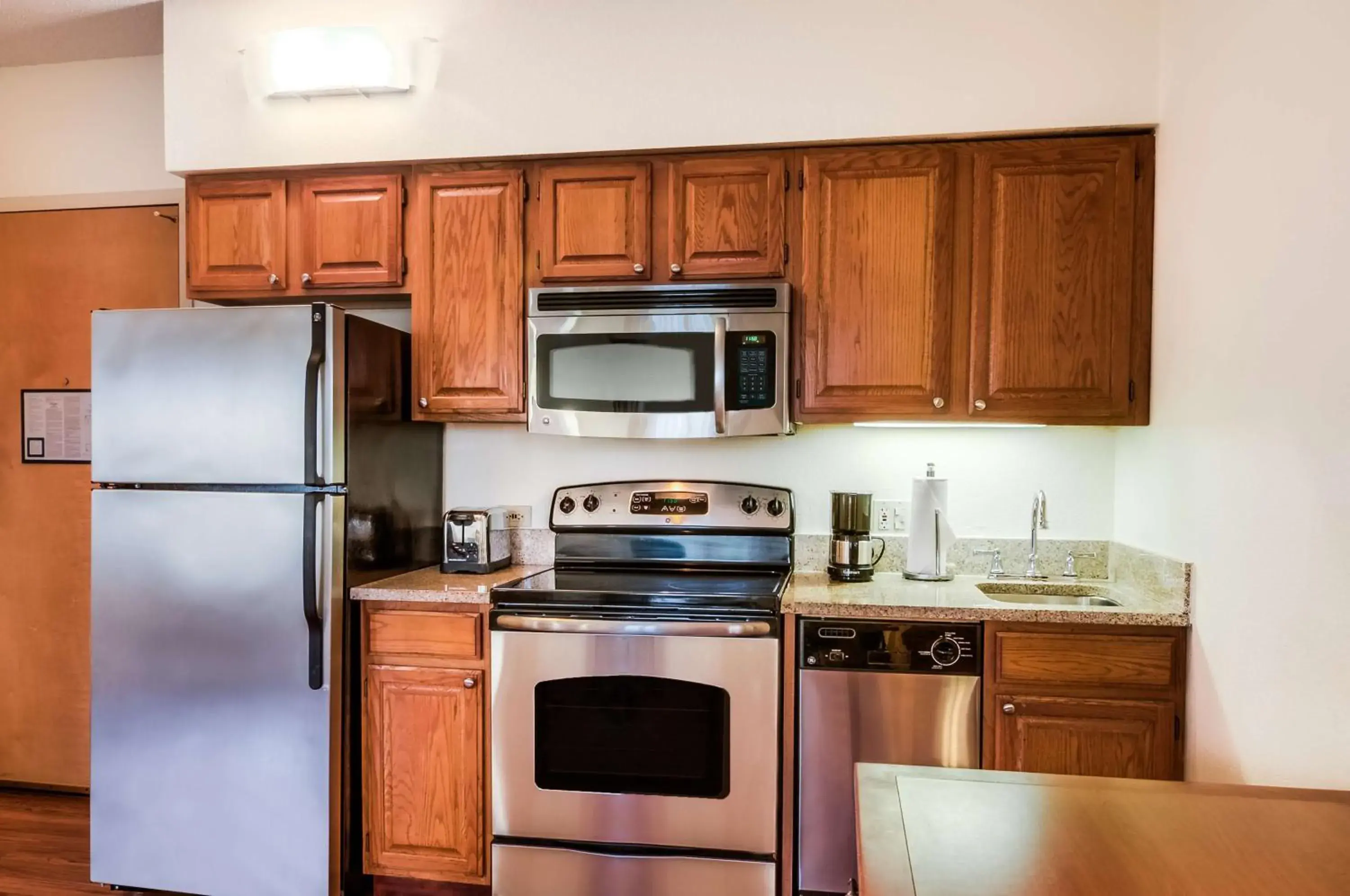 Bedroom in Hyatt House Chicago Schaumburg Bedroom in Hyatt House Chicago Schaumburg