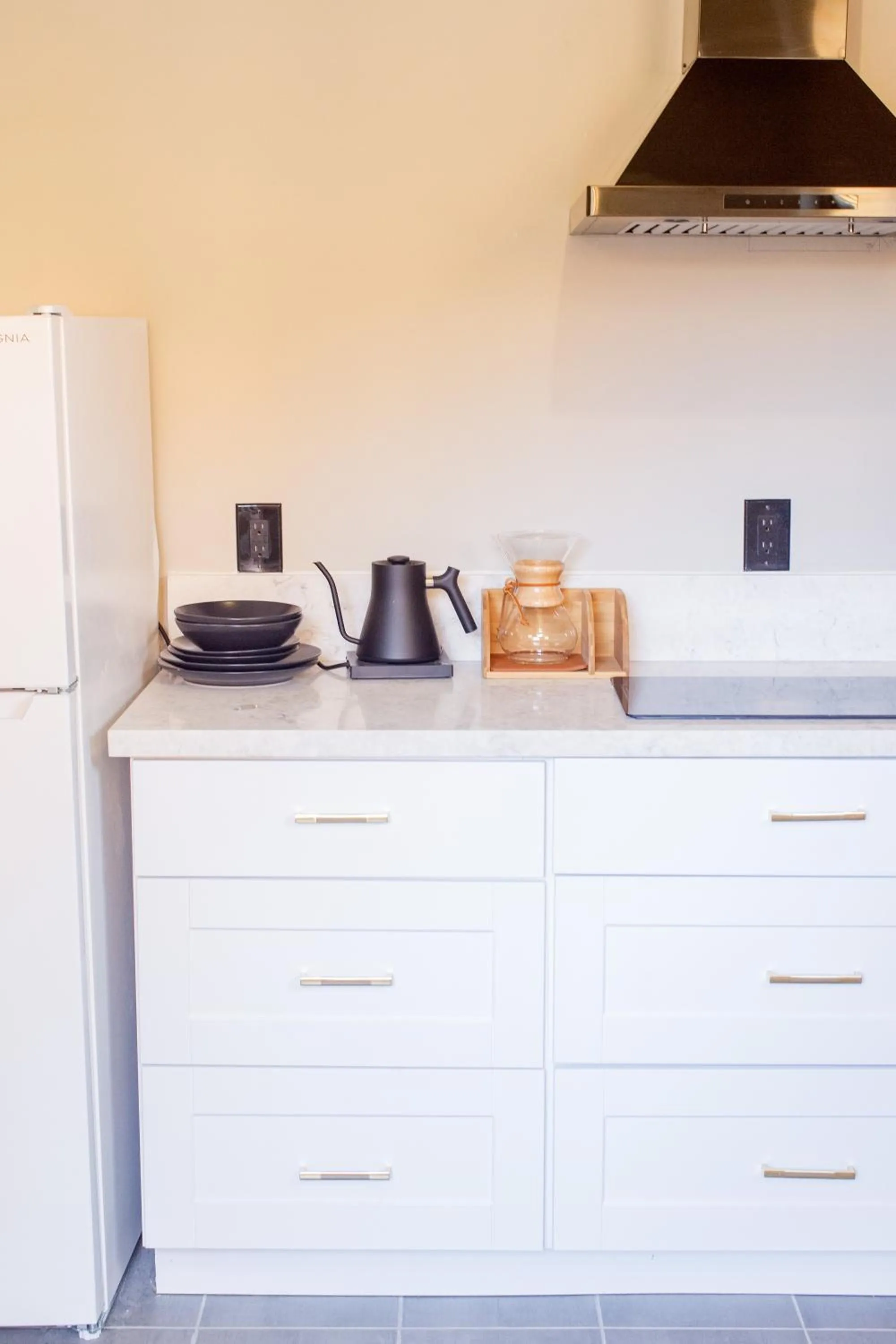 Kitchen or kitchenette in Miracle Manor Boutique Hotel & Spa