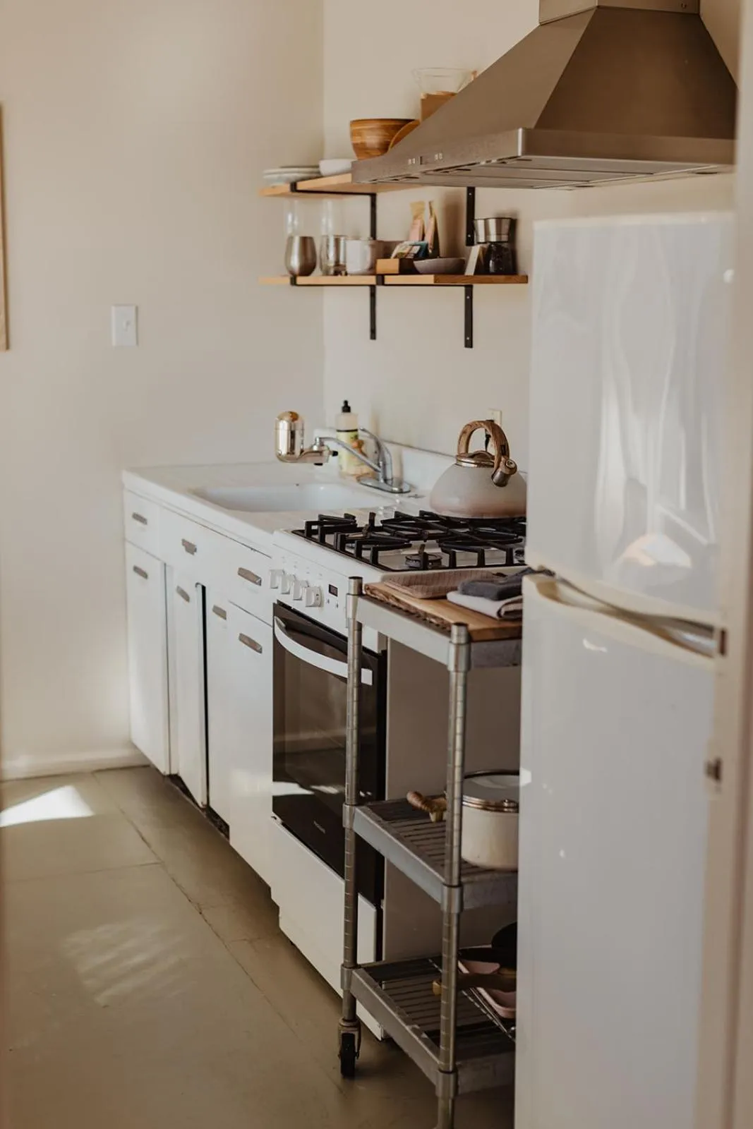 Kitchen or kitchenette in Miracle Manor Boutique Hotel & Spa