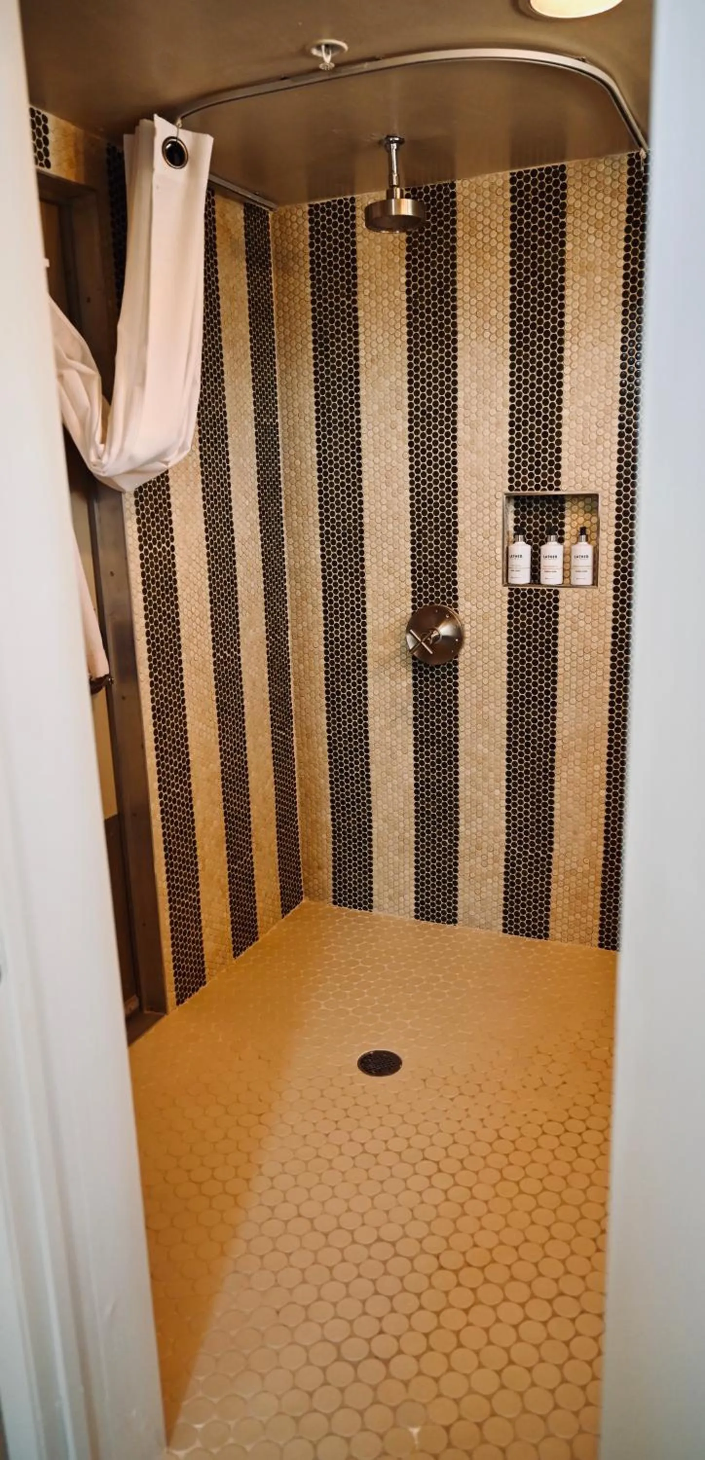 Shower in Miracle Manor Boutique Hotel & Spa