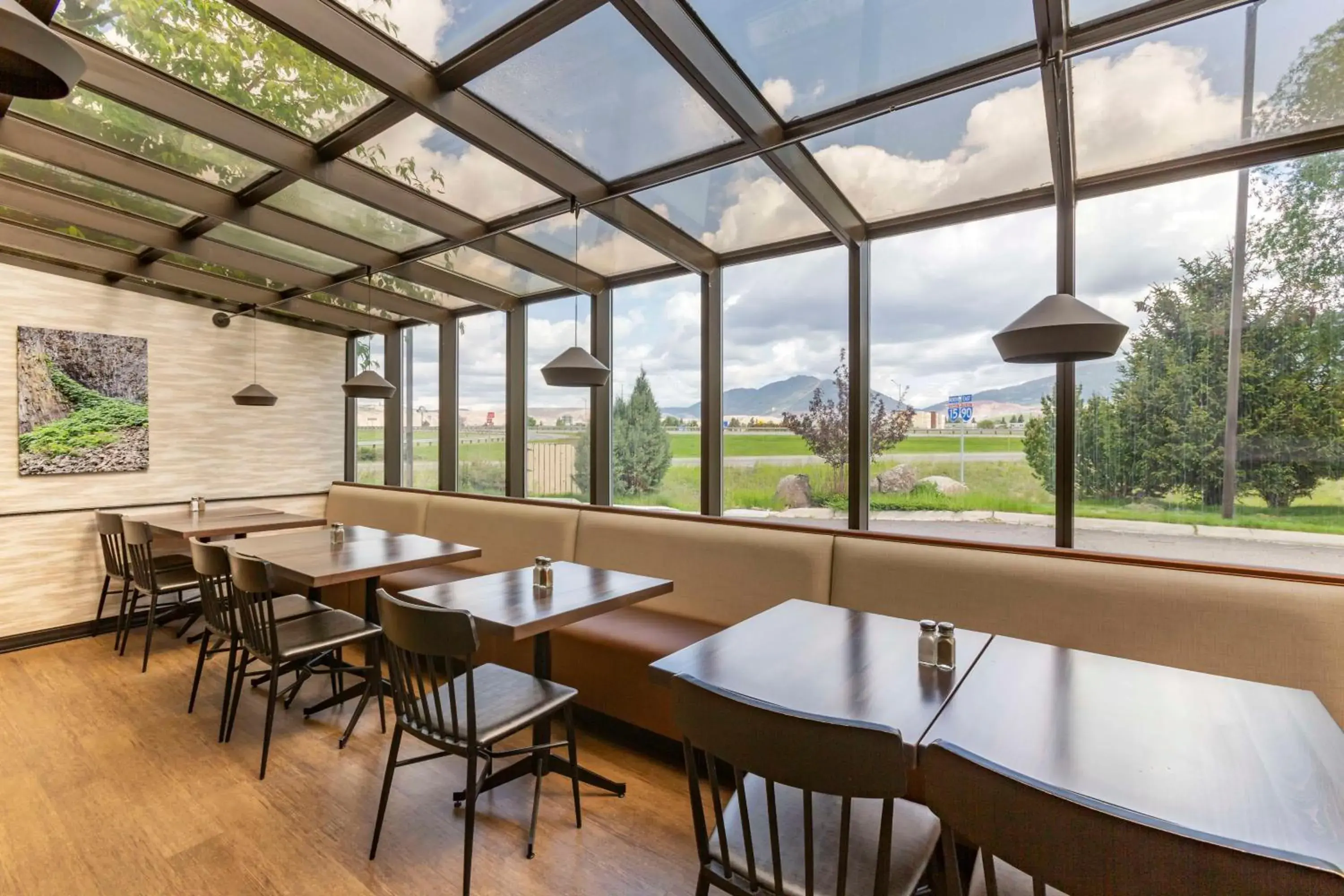 Breakfast in Best Western Plus Butte Plaza Inn Breakfast in Best Western Plus Butte Plaza Inn