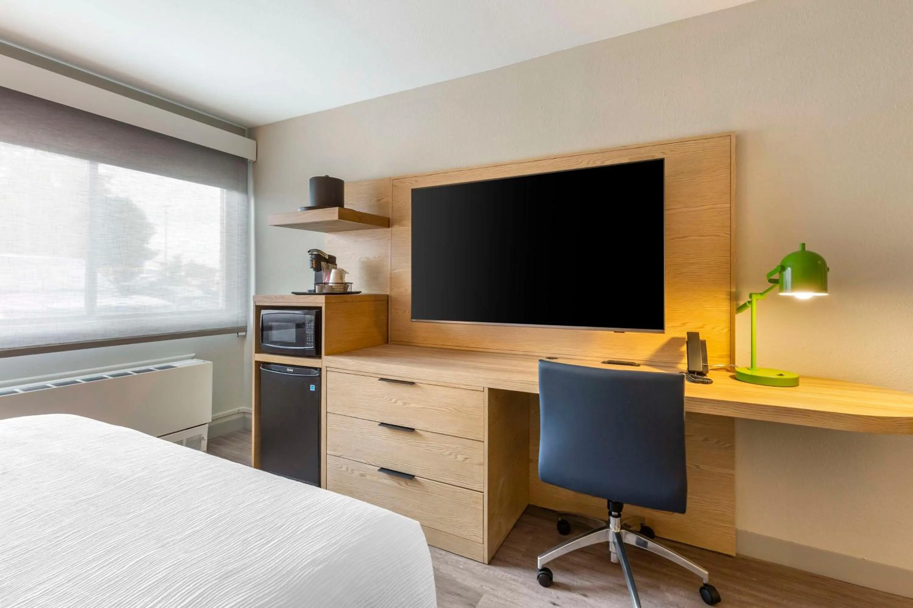 Bedroom, Bed in Best Western Plus Butte Plaza Inn