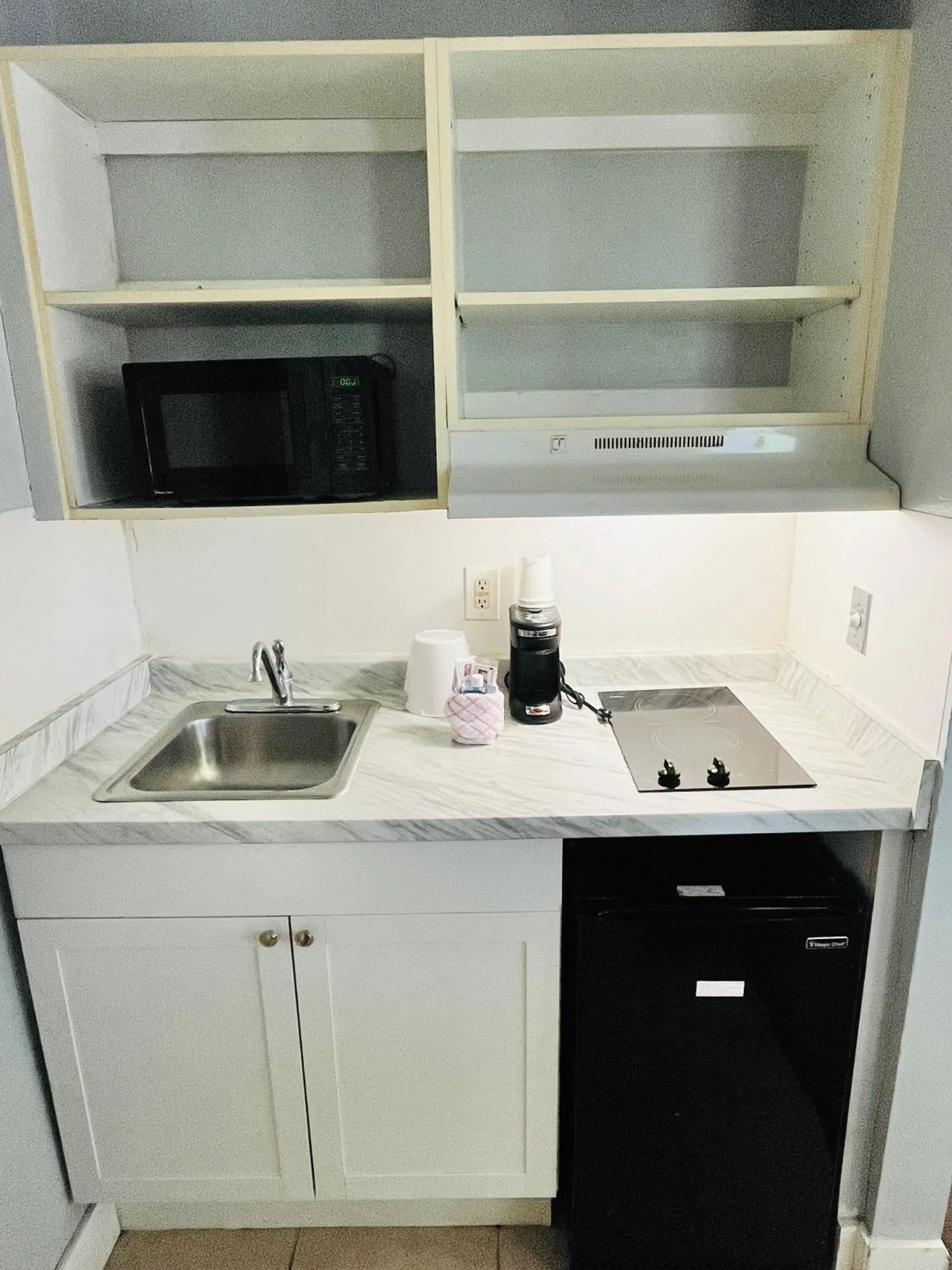 Double Room - Non-Smoking in Tampa Bay Extended Stay - Airport Double Room - Non-Smoking in Tampa Bay Extended Stay - Airport