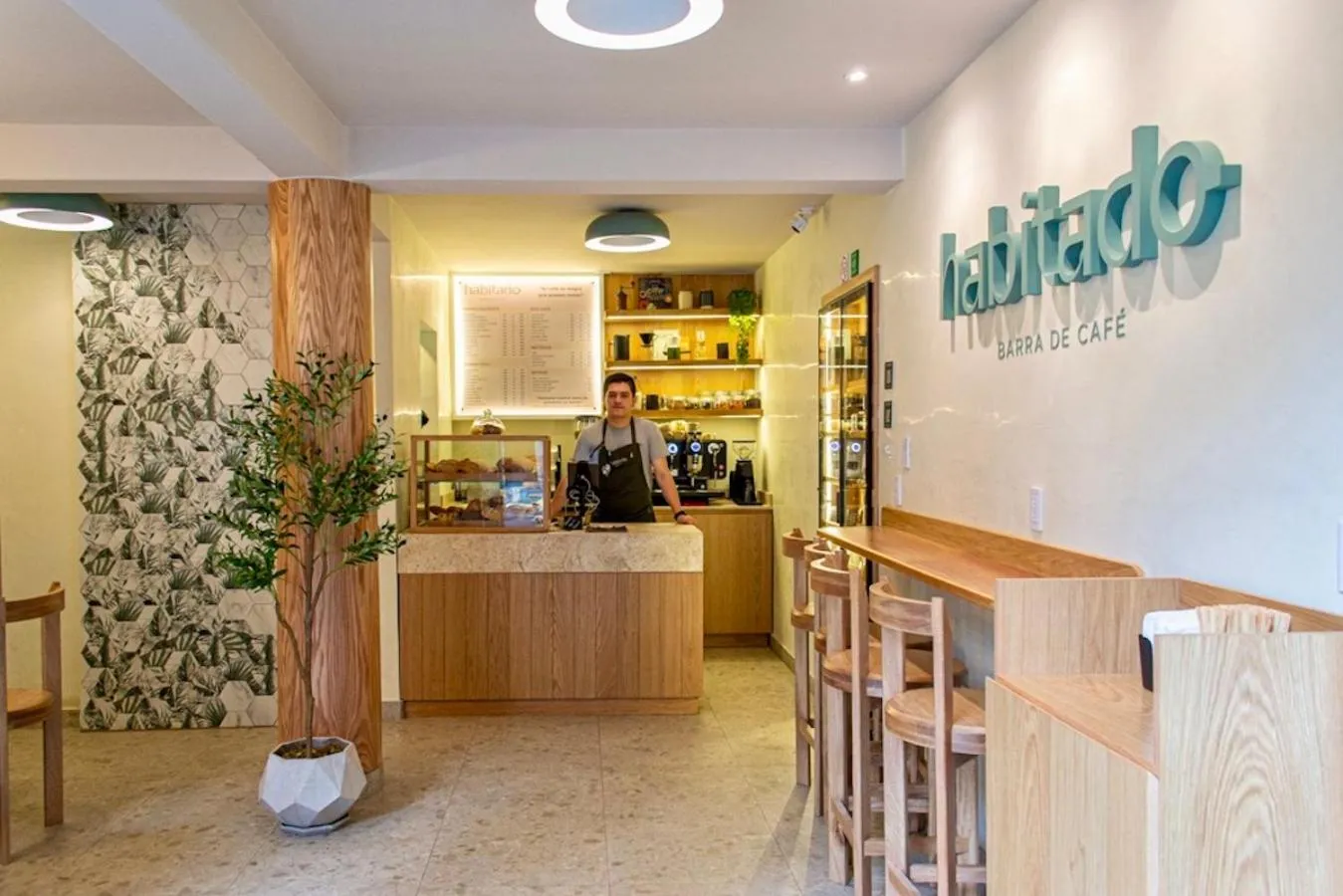 Restaurant/places to eat in Mi Zona Lodging WTC