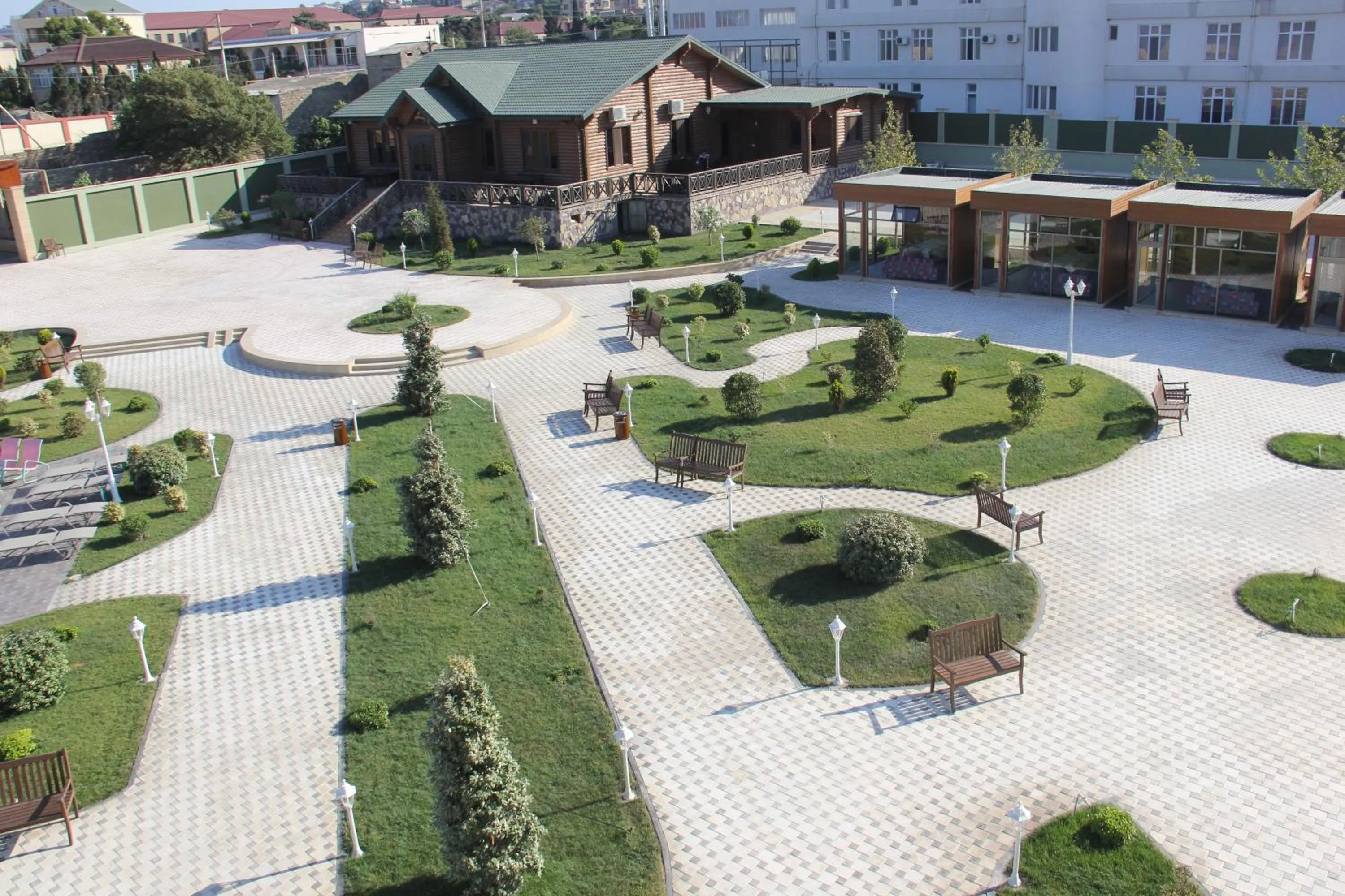 Restaurant/places to eat in Khazar Inji Hotel