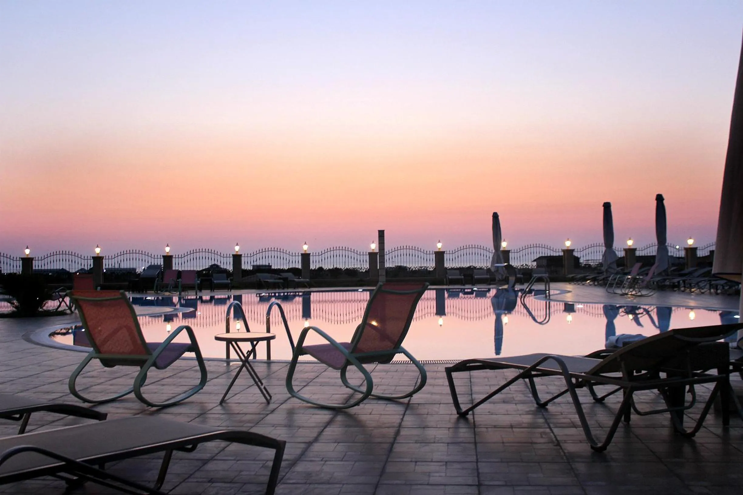 Pool view in Khazar Inji Hotel