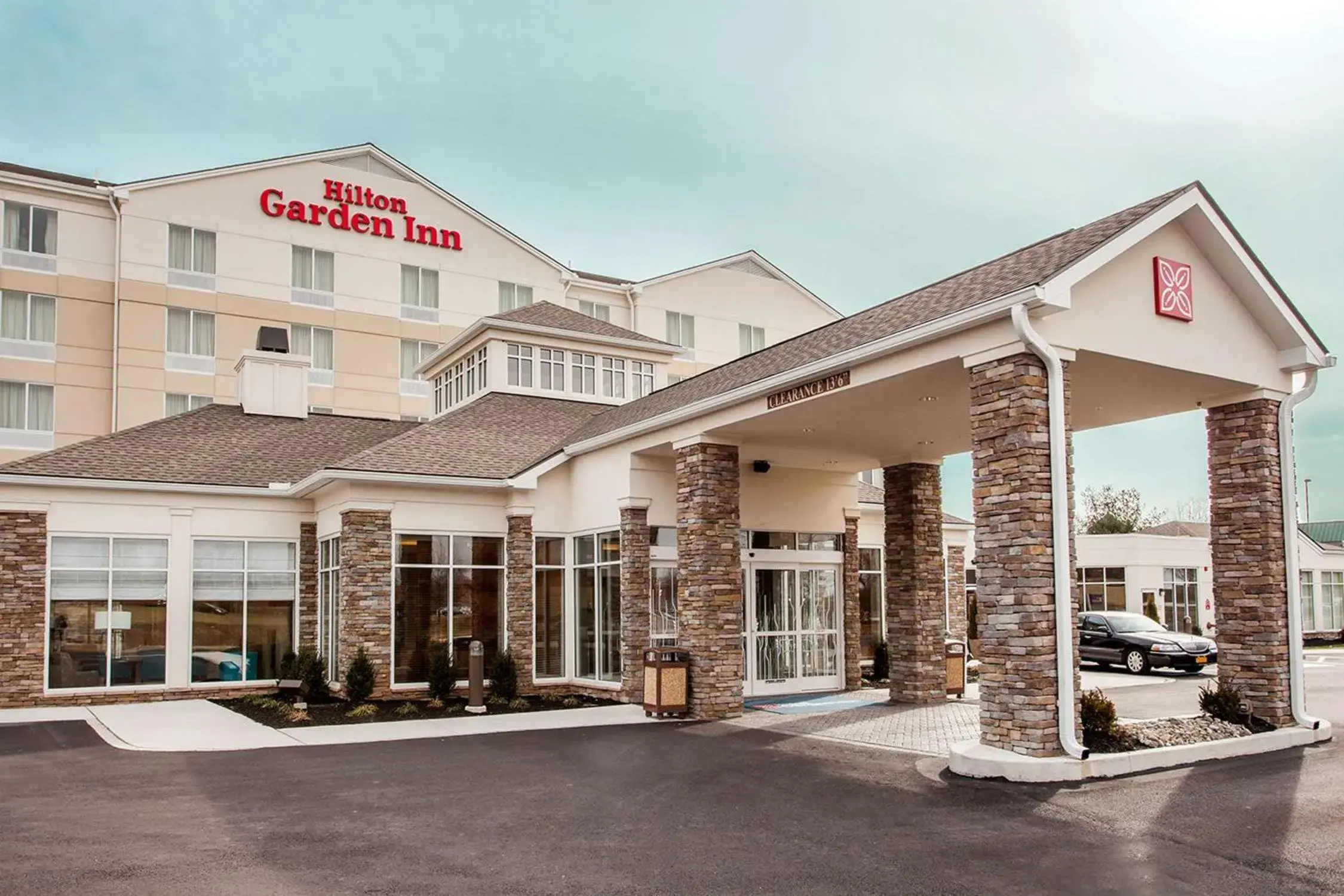 Property building in Hilton Garden Inn Valley Forge/Oaks Property building in Hilton Garden Inn Valley Forge/Oaks