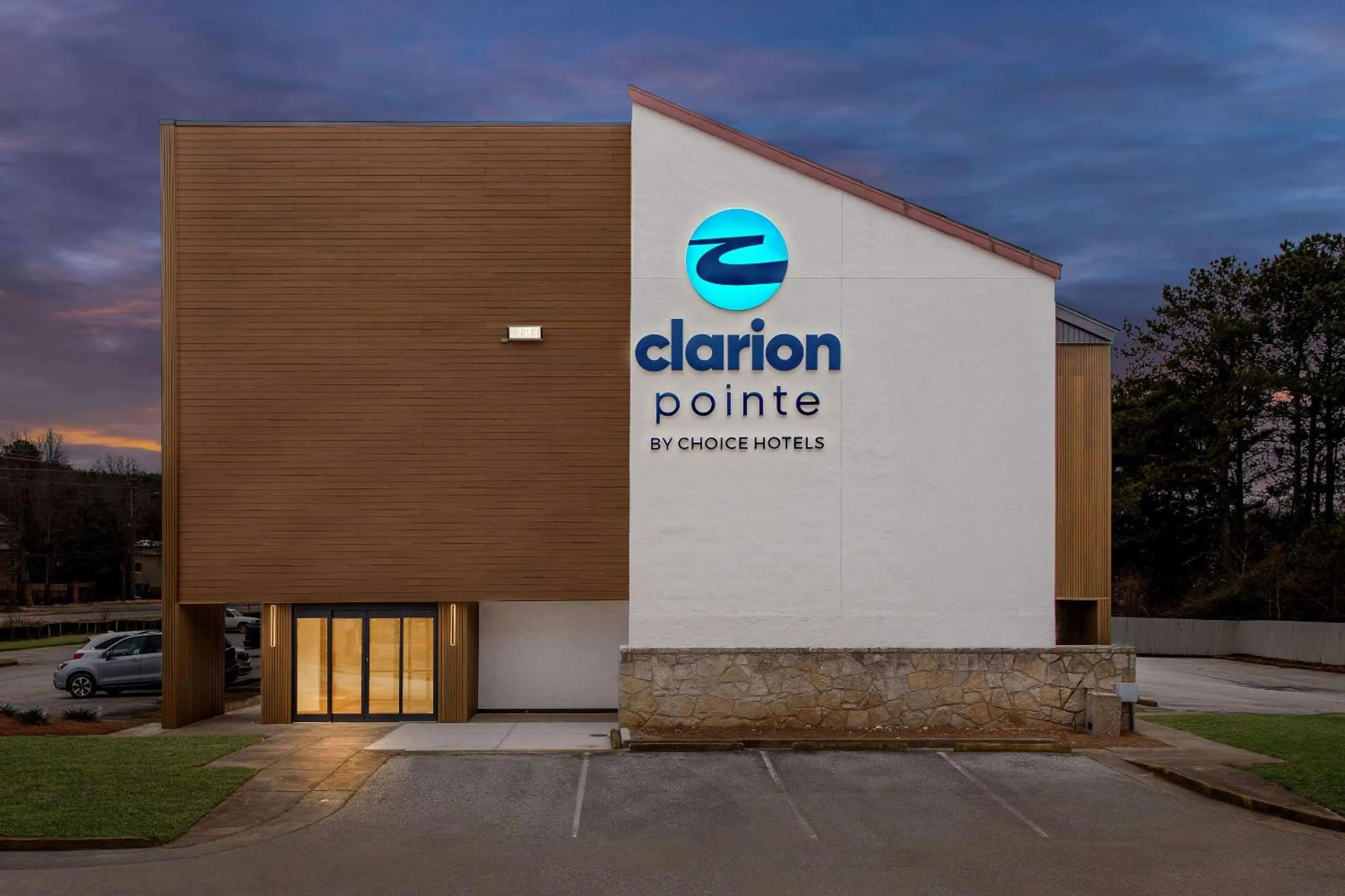 Property building in Clarion Pointe Kennesaw Town Center