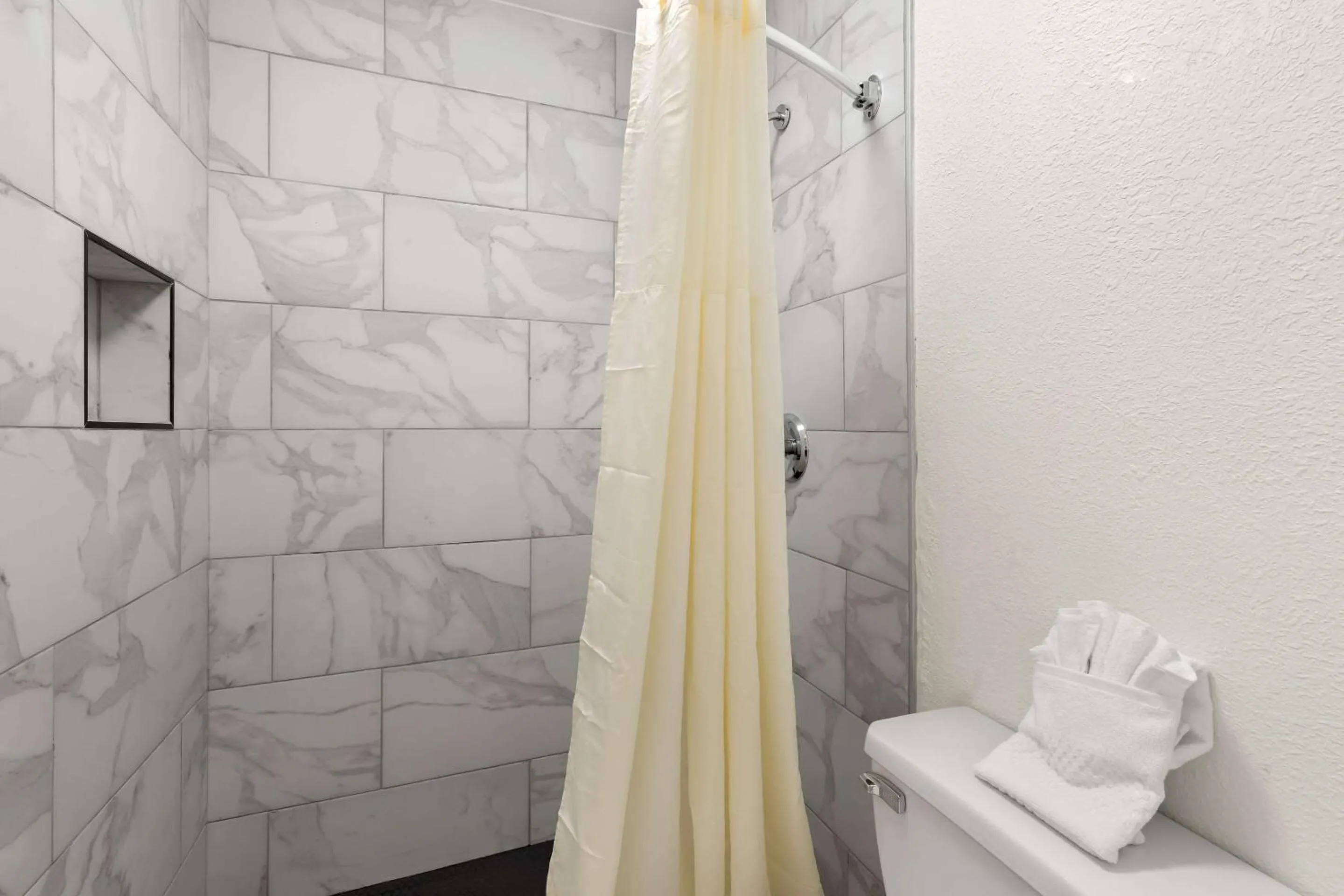 Bathroom in Clarion Pointe Kennesaw Town Center