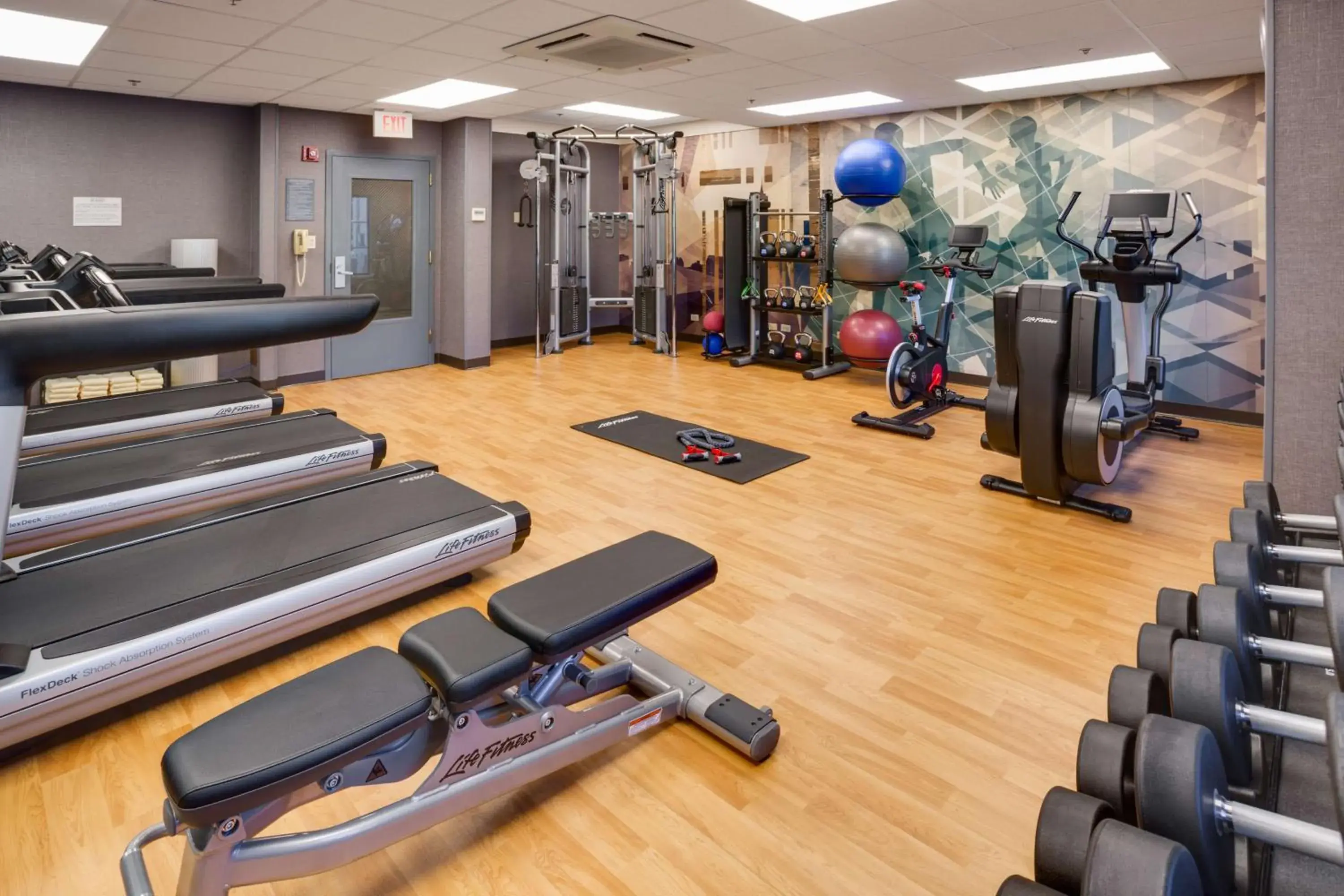 Fitness centre/facilities in Hyatt House Boston Waltham Fitness centre/facilities in Hyatt House Boston Waltham